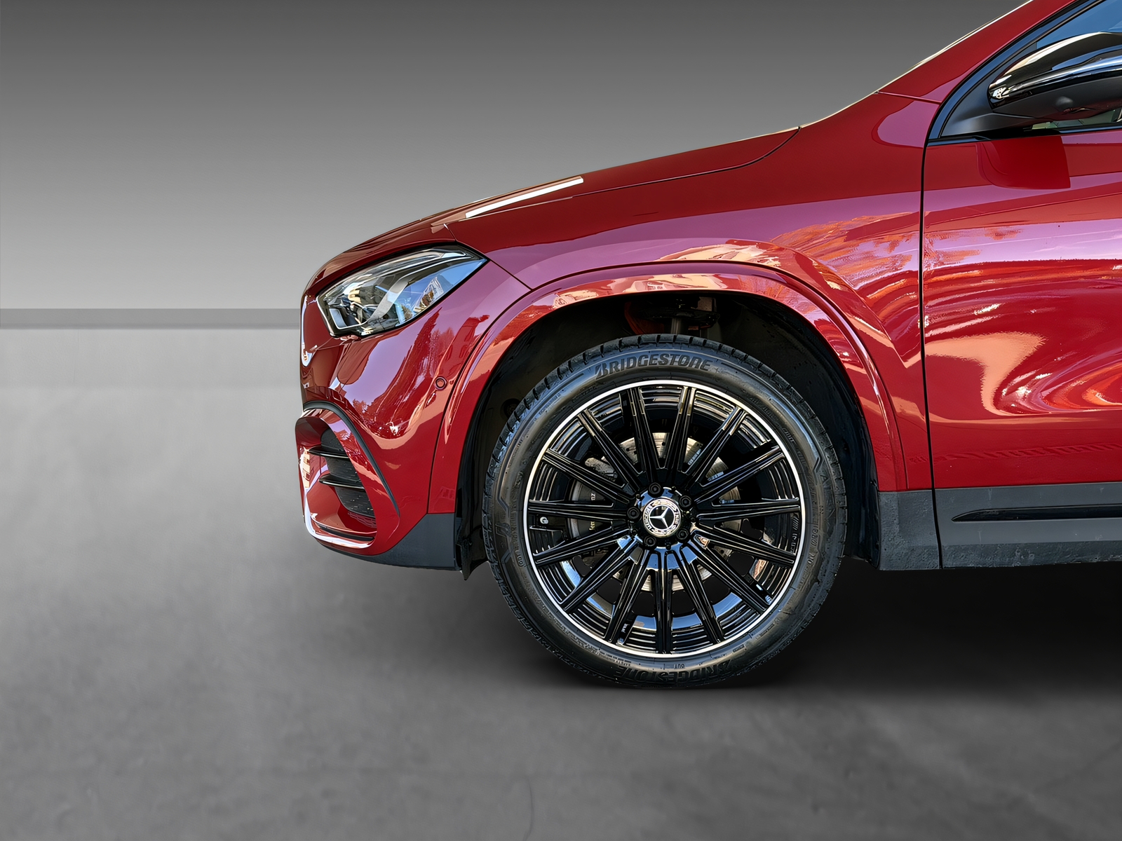MERCEDES-BENZ GLA 250 e EQ Star 8G-DCT-image-5