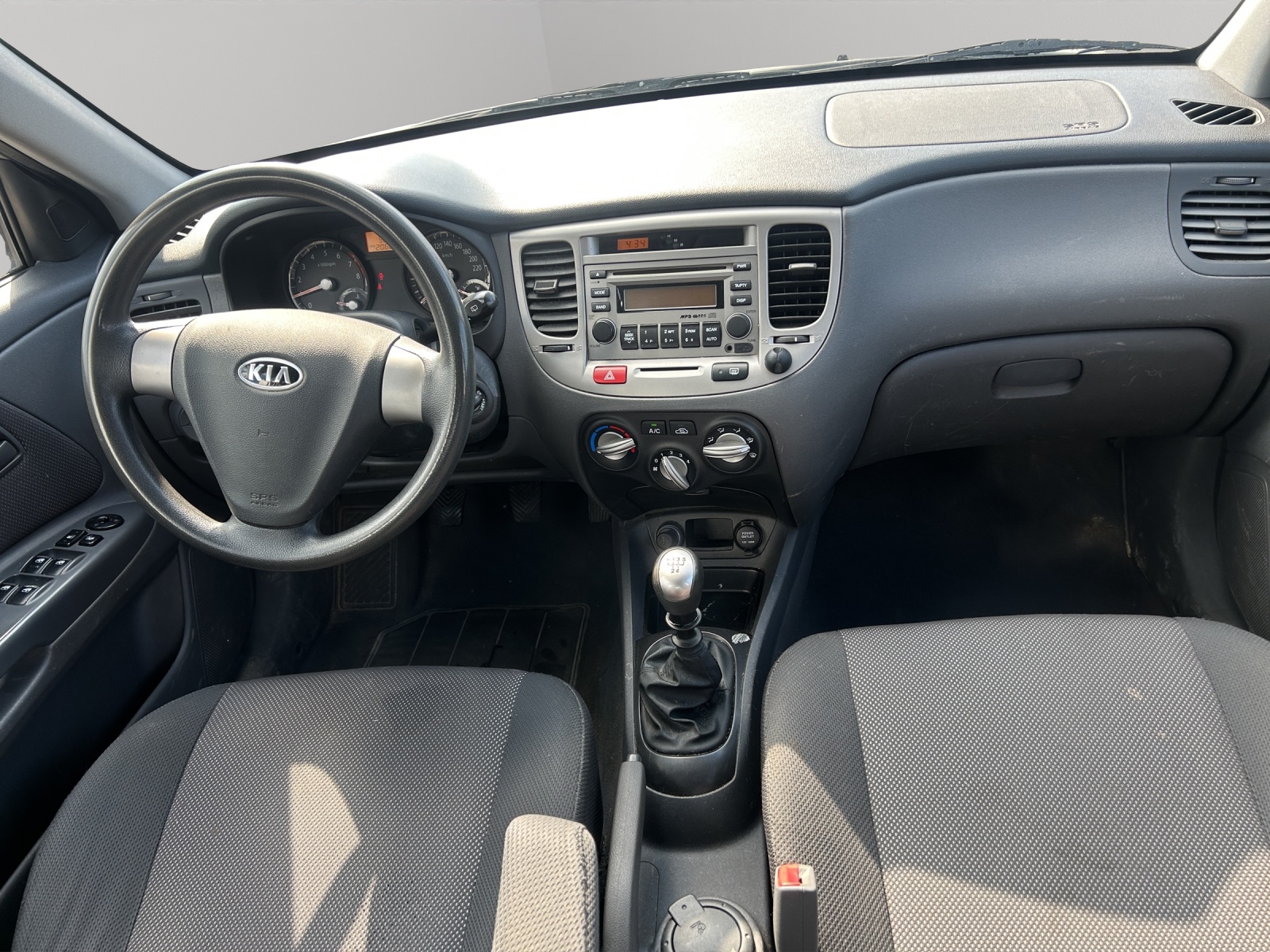 KIA Rio 1.4 16V Style-image-10