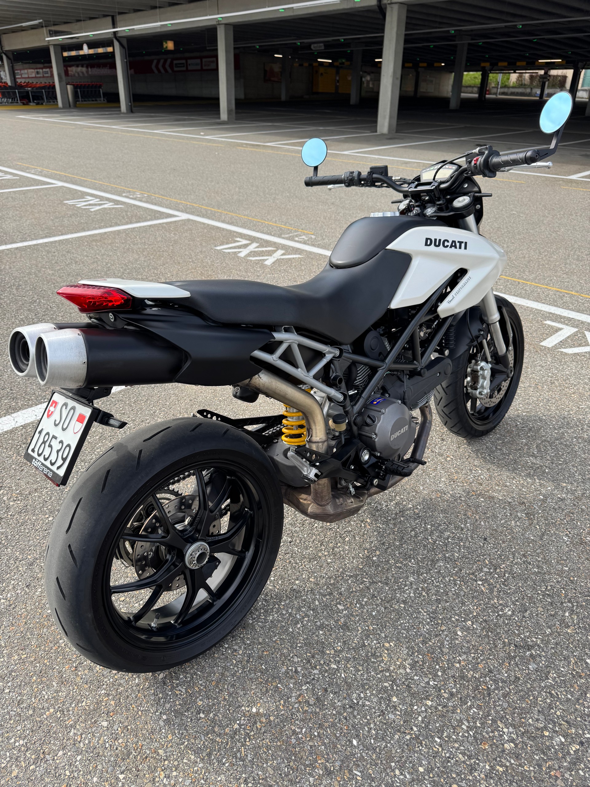 DUCATI Hypermotard 796-image-7