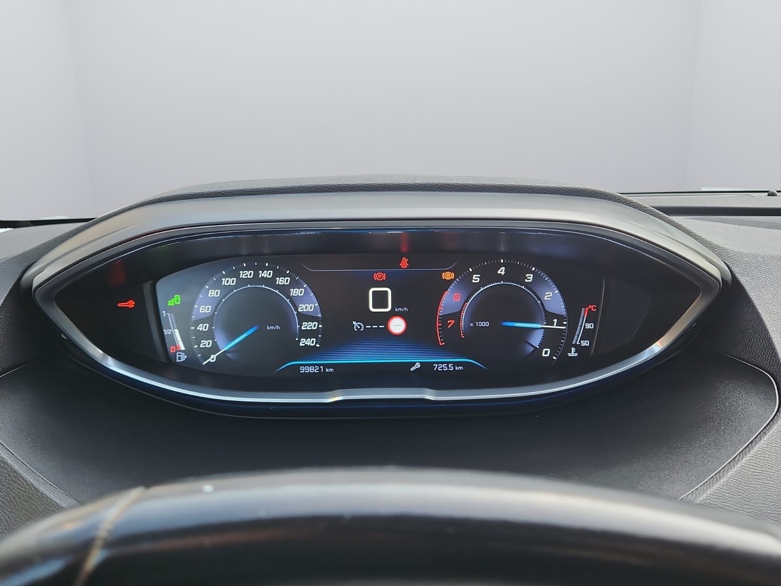 PEUGEOT 3008 1.2 PureTech Active-image-17
