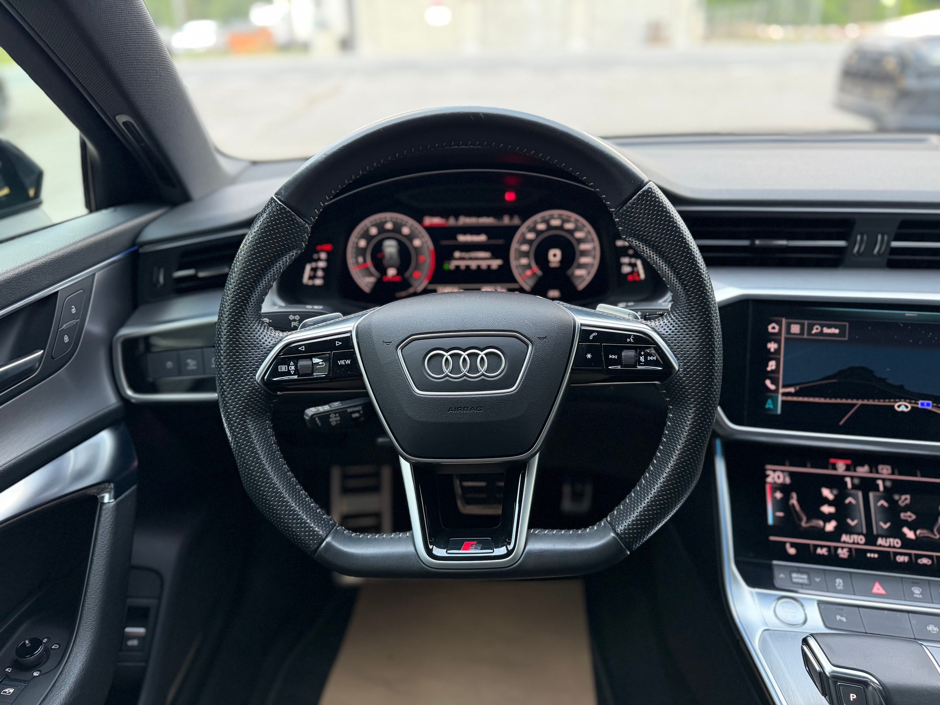 AUDI A6 Avant 55 TFSI Sport quattro S-tronic-image-15