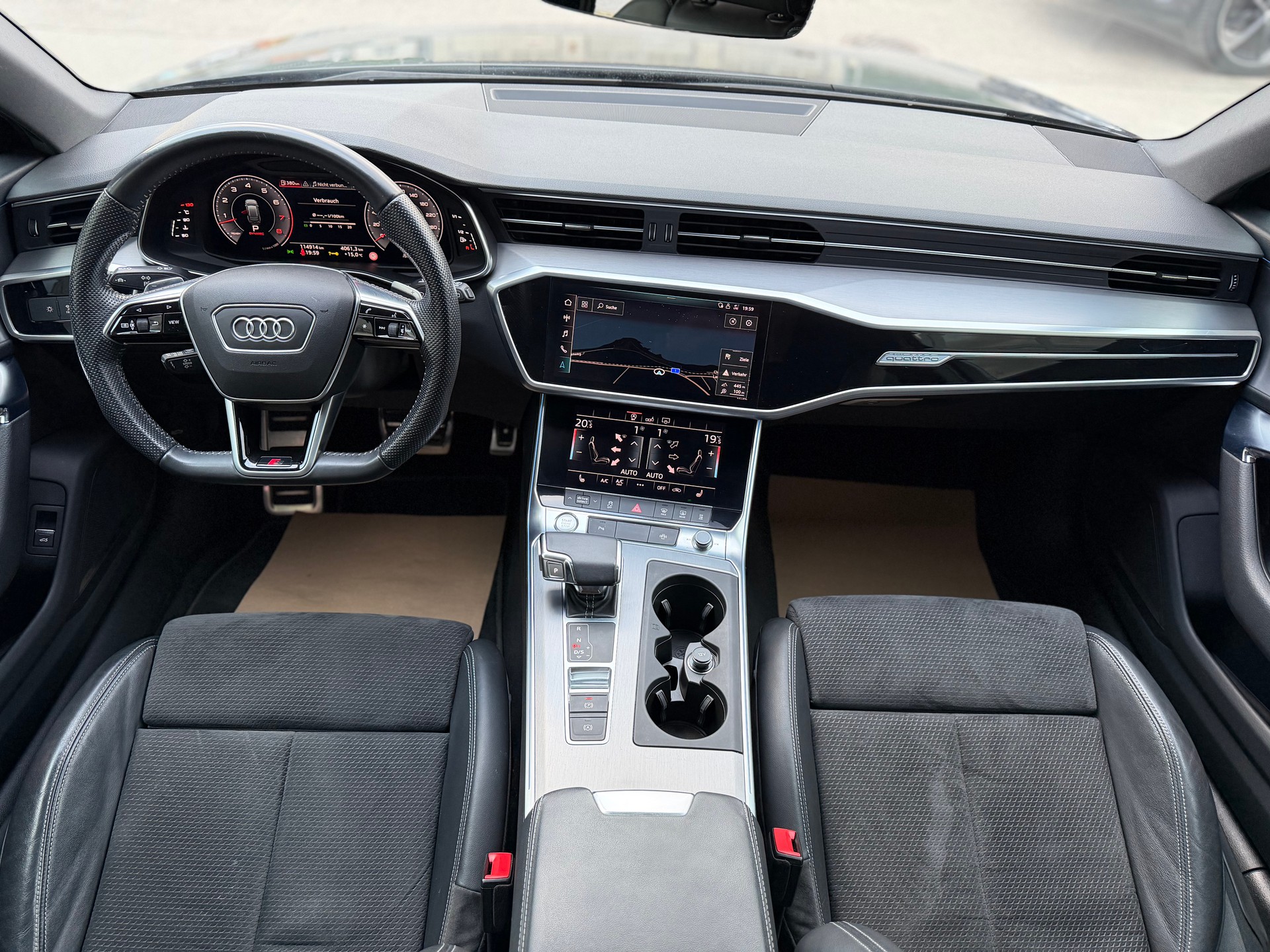AUDI A6 Avant 55 TFSI Sport quattro S-tronic-image-11