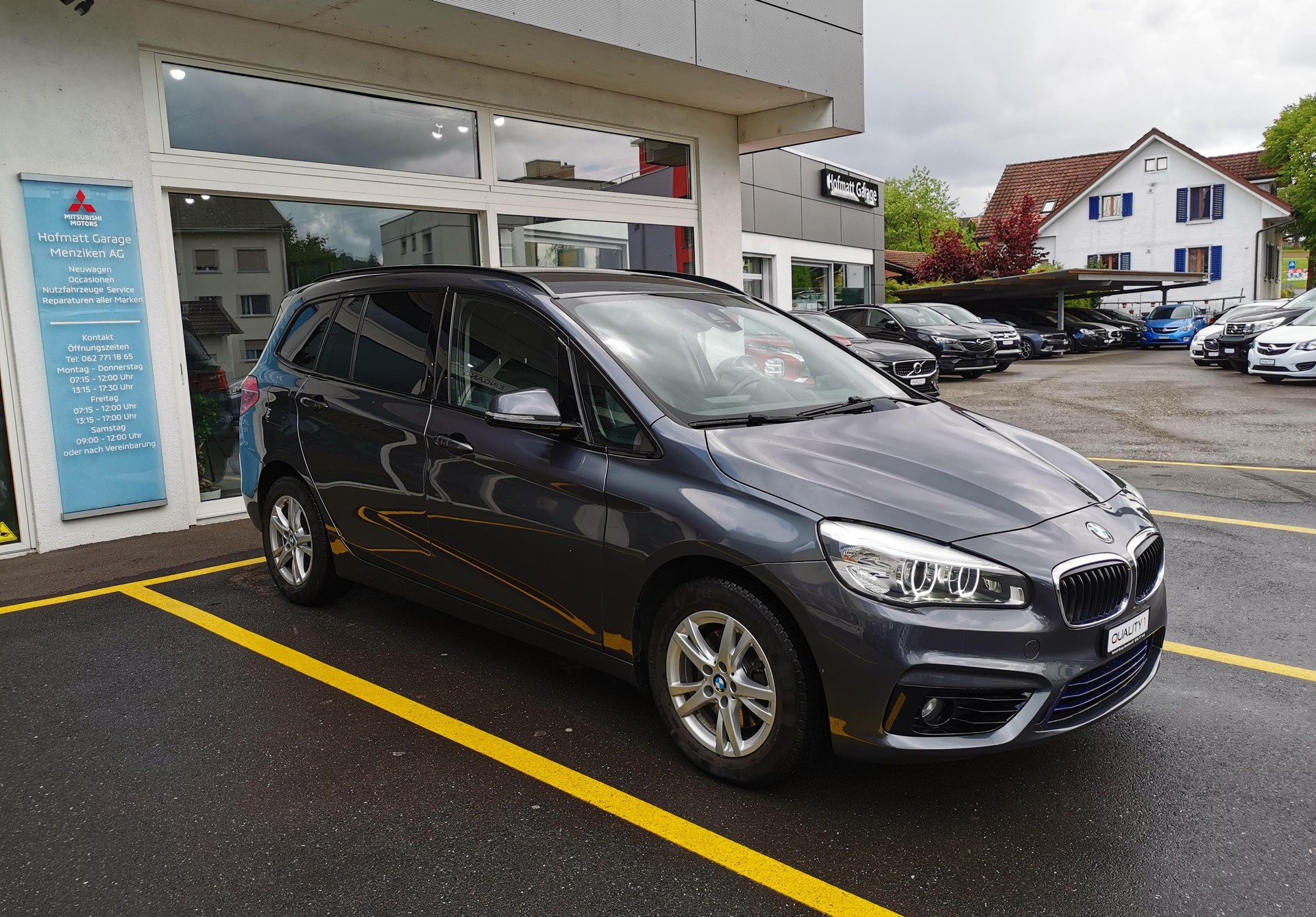 BMW 218d Gran Tourer-image-3