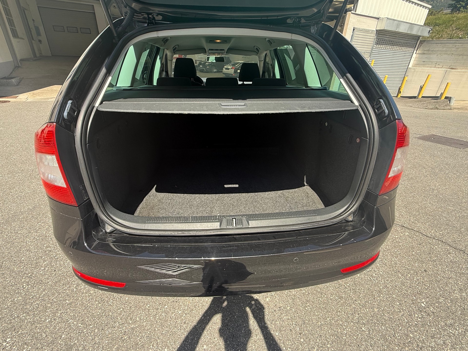 SKODA Octavia Combi 1.8 TSI Stöckli 4x4-image-10