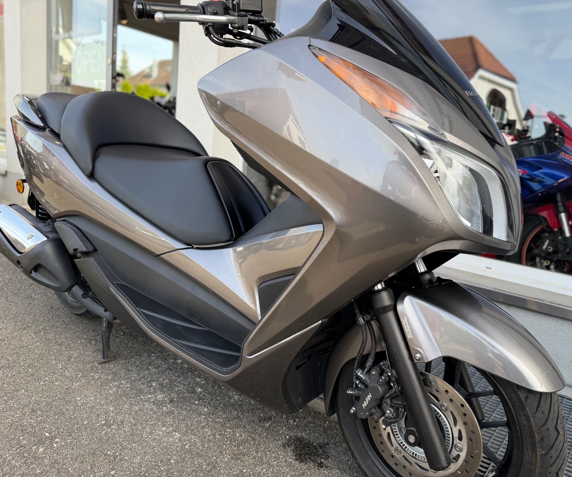 HONDA NSS 300 A ABS-image-5