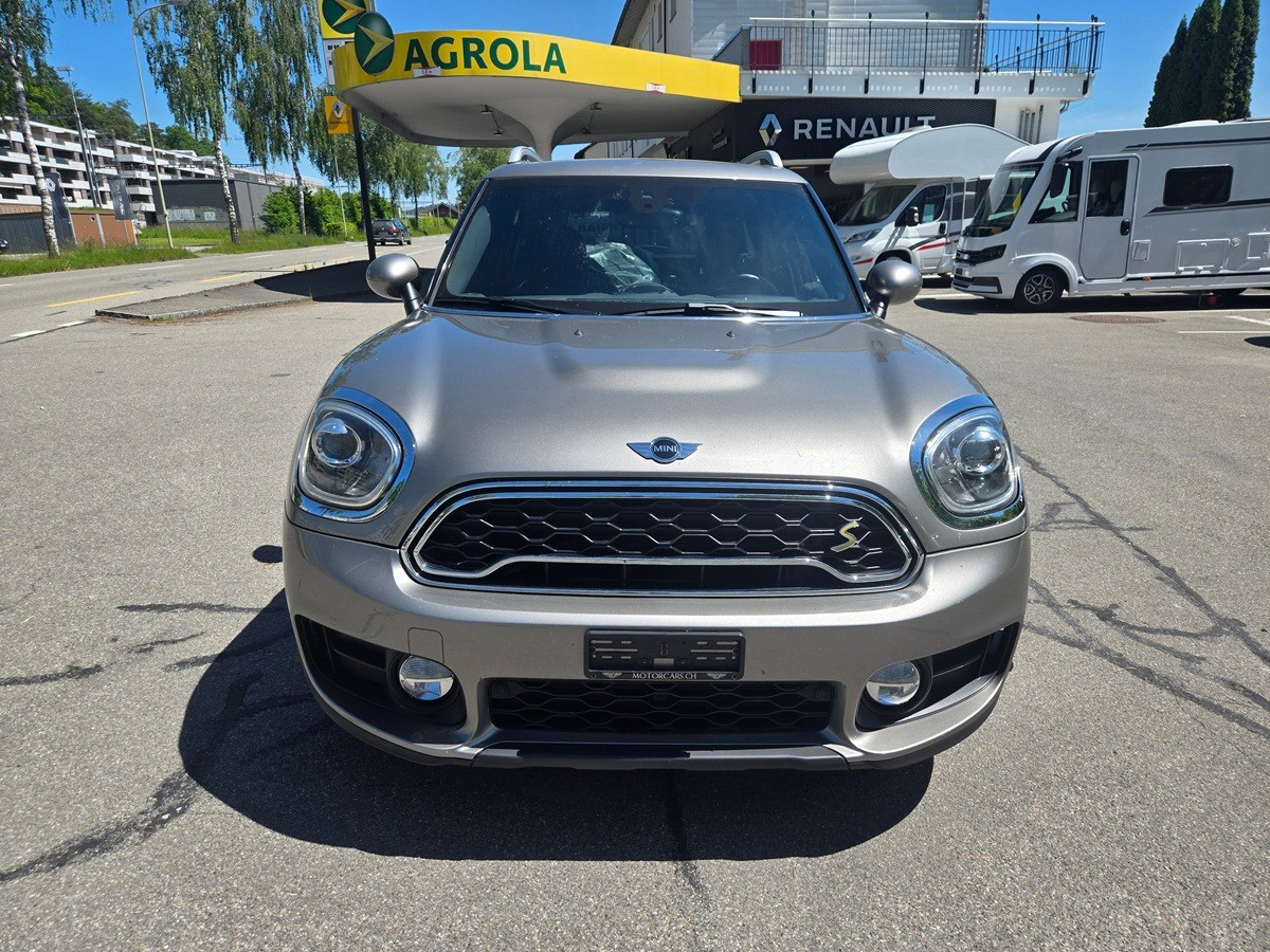 MINI Countryman F60 1.5i Cooper S E ALL4-image-3