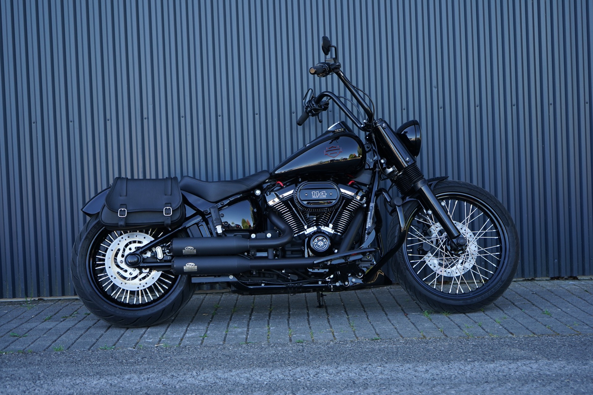 HARLEY-DAVIDSON FLHCS Heritage Classic 114 ABS