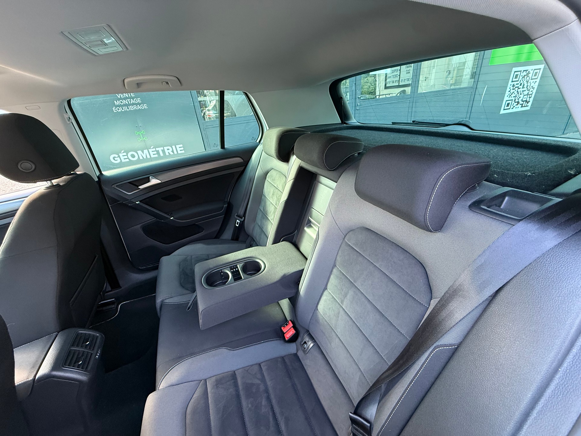 VW Golf 1.5 TSI R-Line EVO Comfortline-image-9
