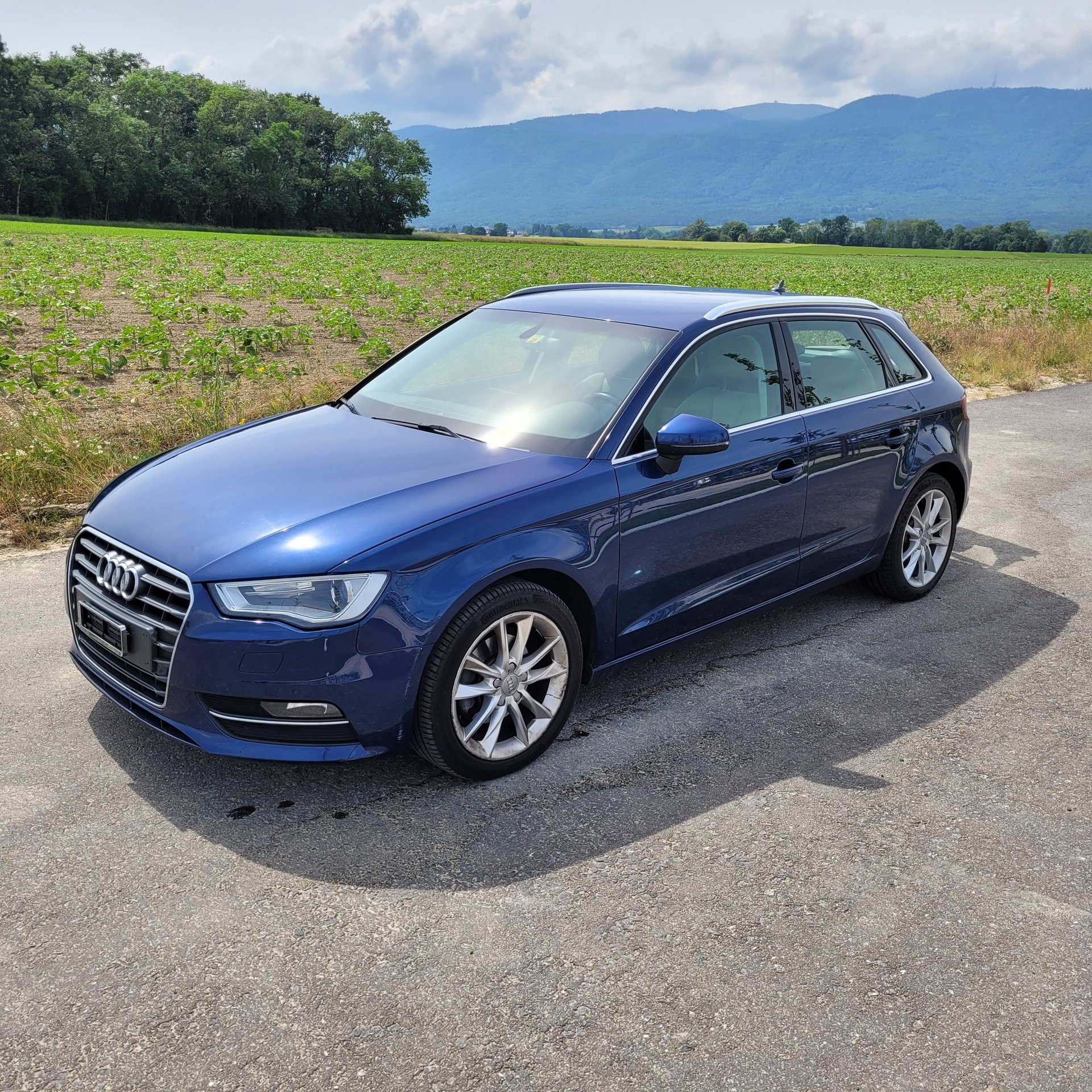 AUDI Sportback 2.0 TDI 150cv quattro-image-1