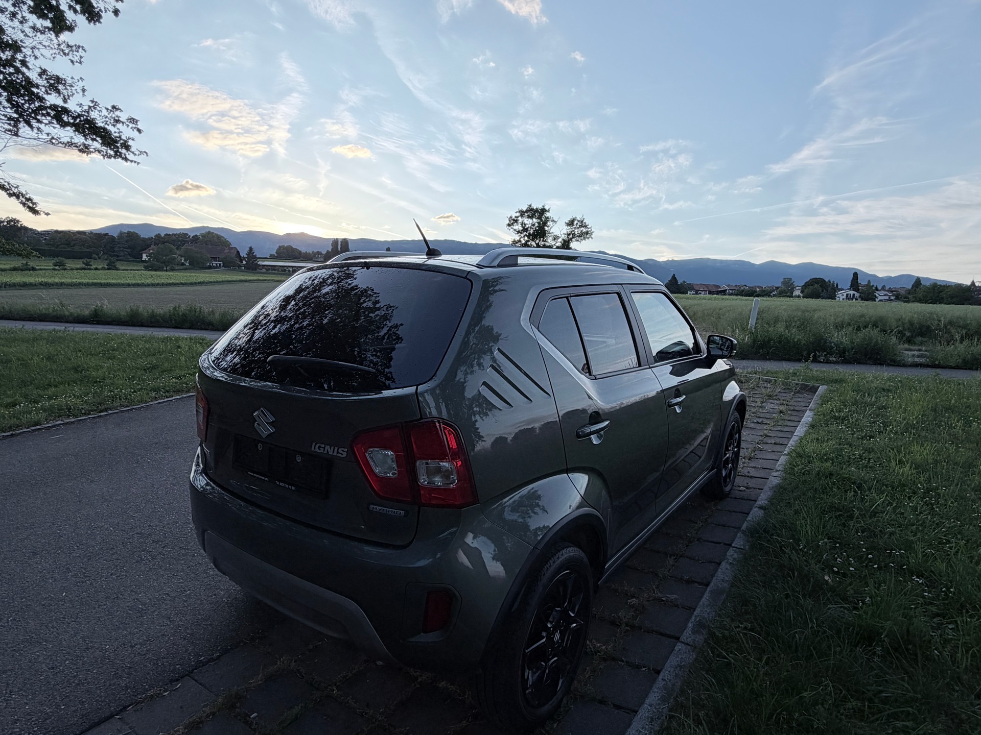 SUZUKI Ignis 1.2i Compact Top Hybrid CVT-showroom-element-3