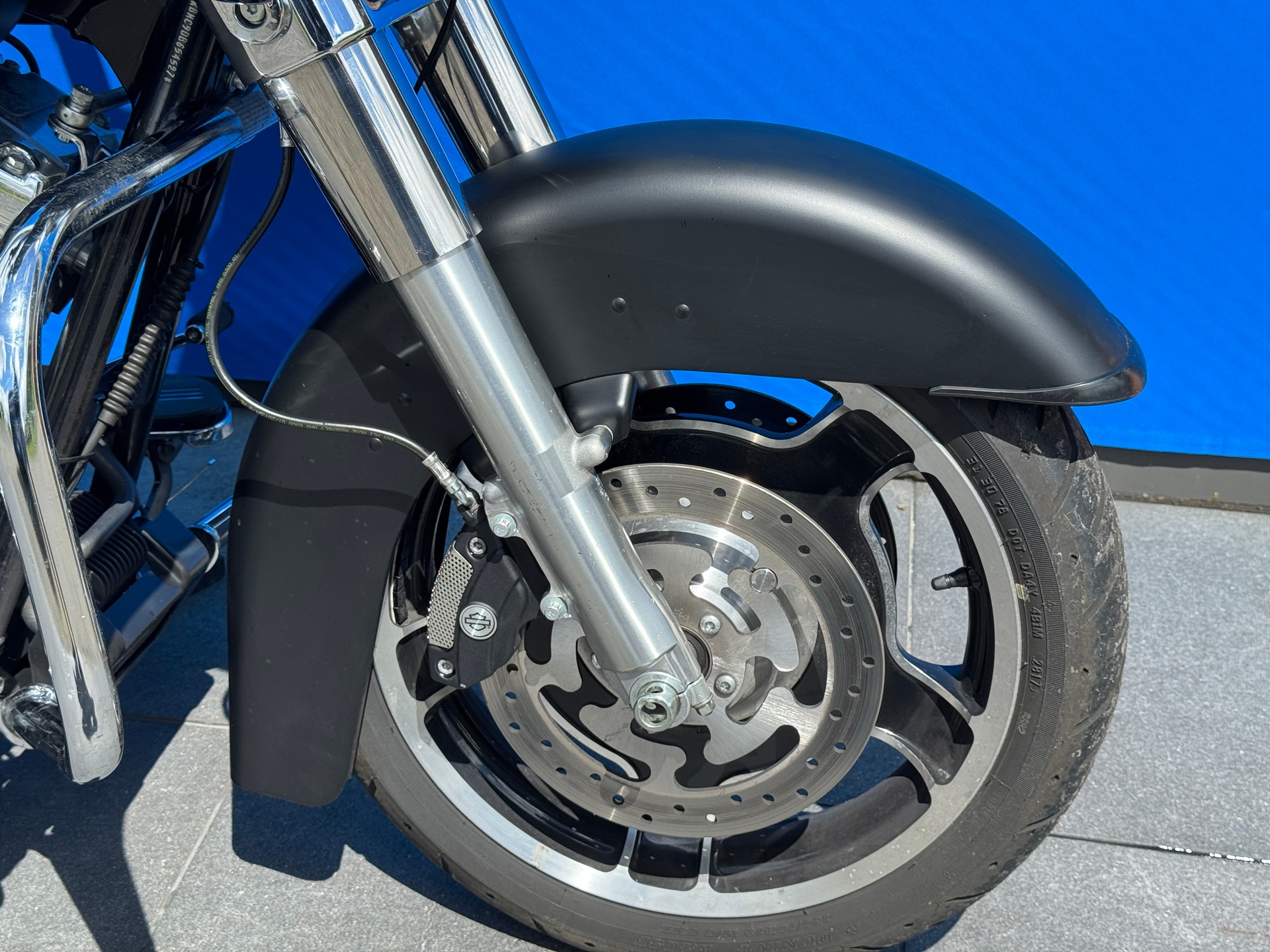 HARLEY-DAVIDSON FLHX Street Glide ABS-showroom-element-2