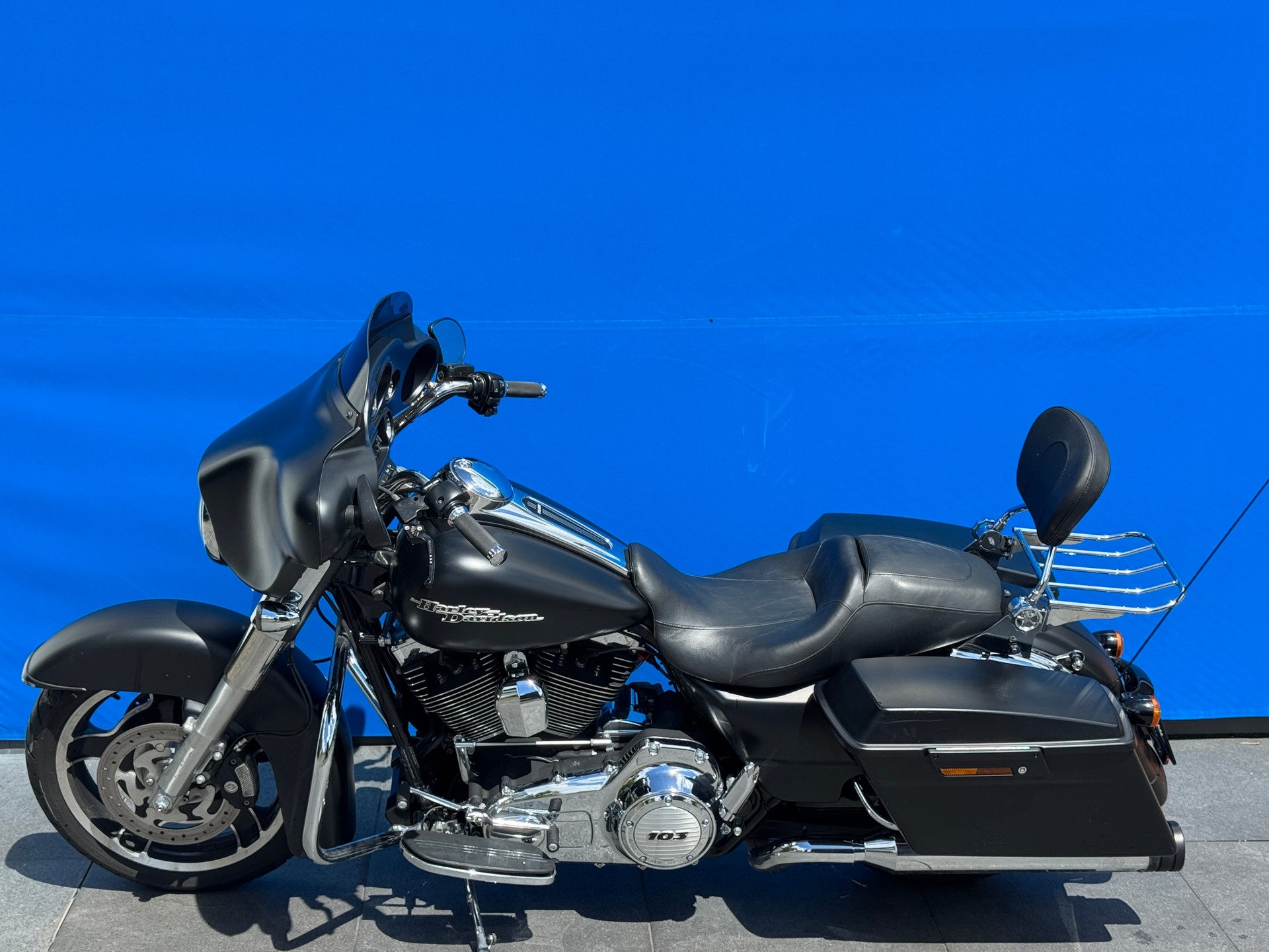 HARLEY-DAVIDSON FLHX Street Glide ABS-image-13
