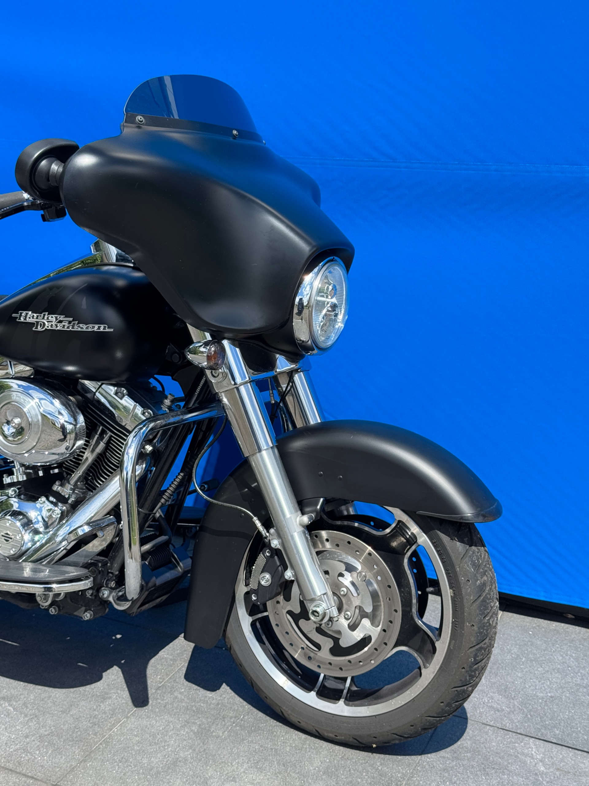 HARLEY-DAVIDSON FLHX Street Glide ABS-showroom-element-1
