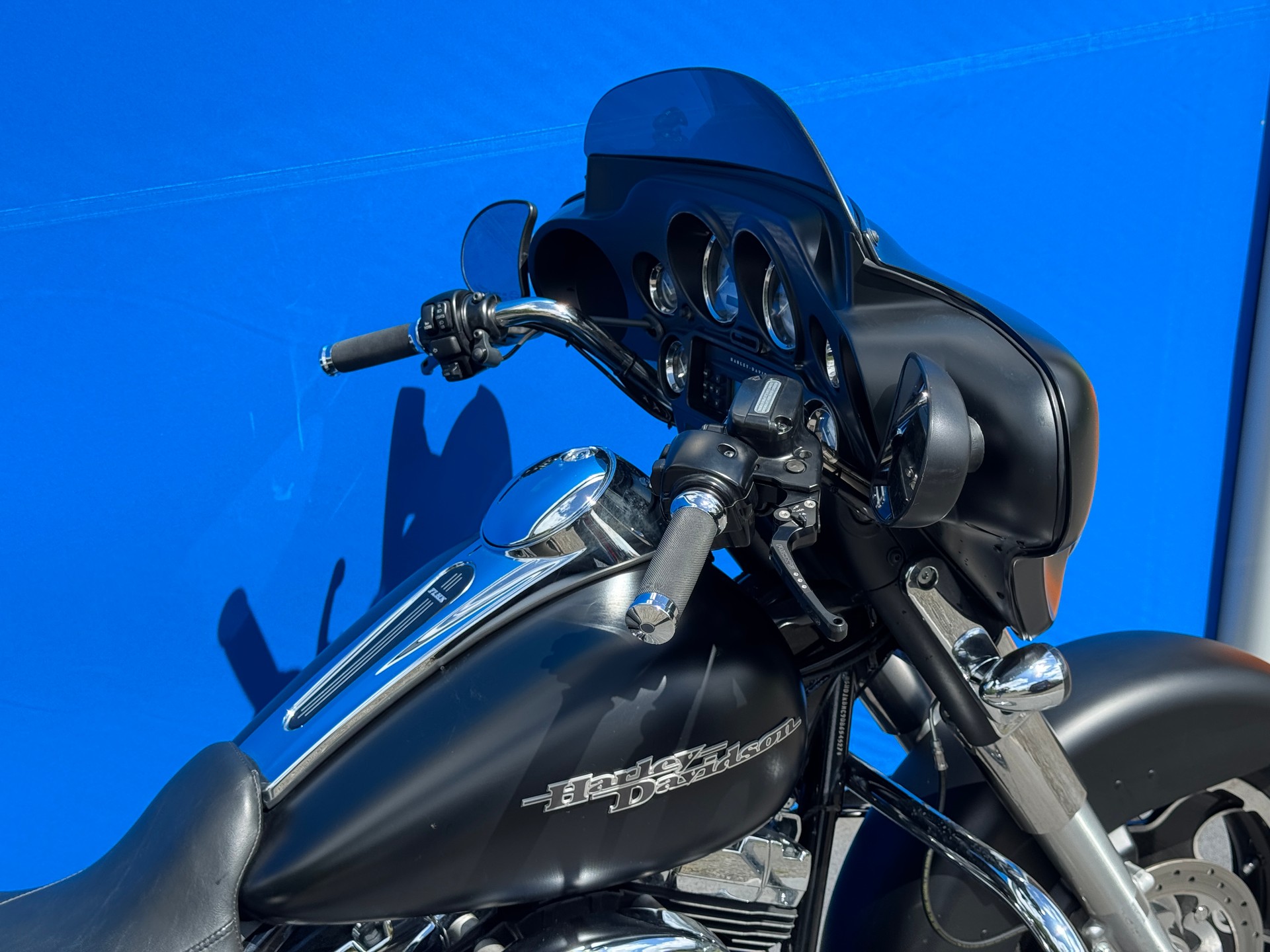 HARLEY-DAVIDSON FLHX Street Glide ABS-image-11