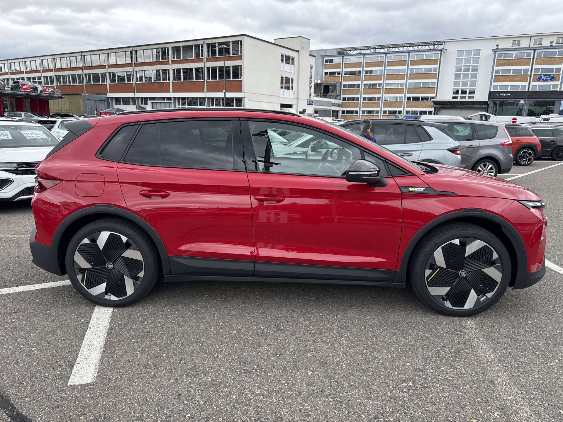 SKODA Elroq 85 RS 4x4 340PS Automat-image-10
