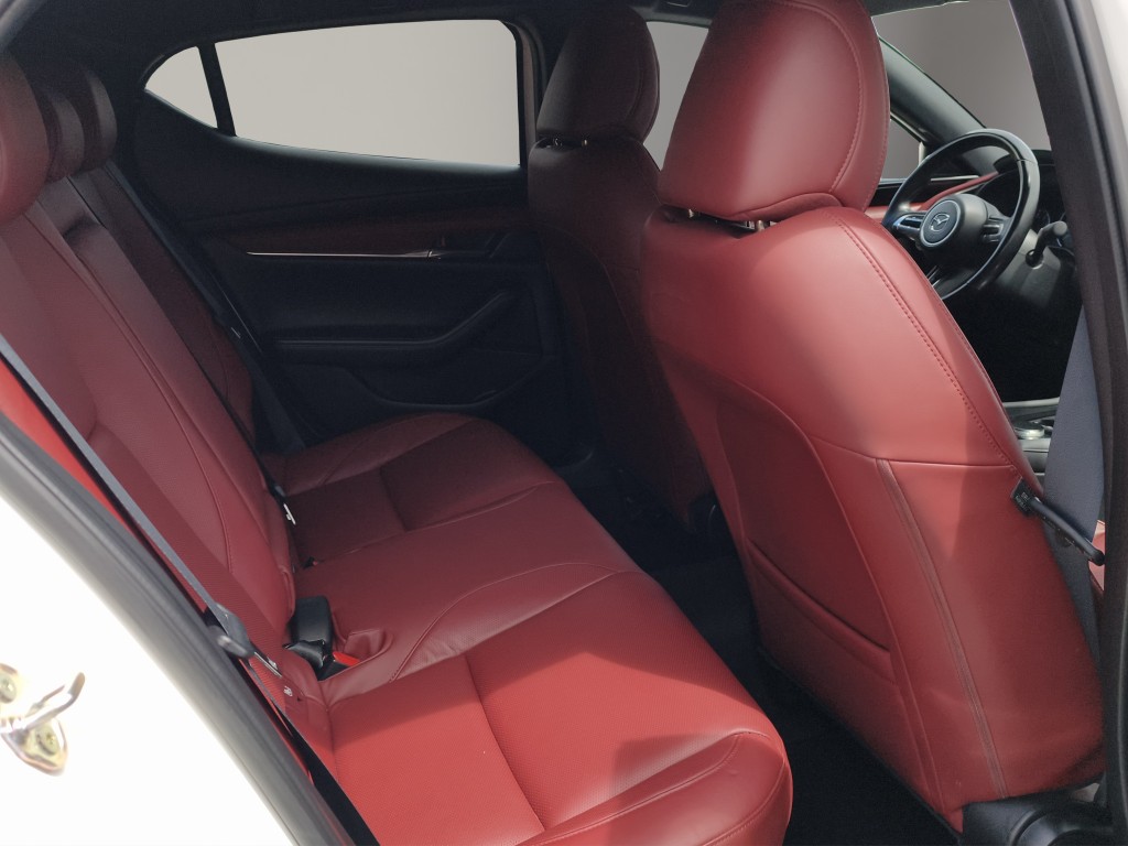 MAZDA 3 Hatchback 2.0 186 Rev. AWD Luxury-image-15