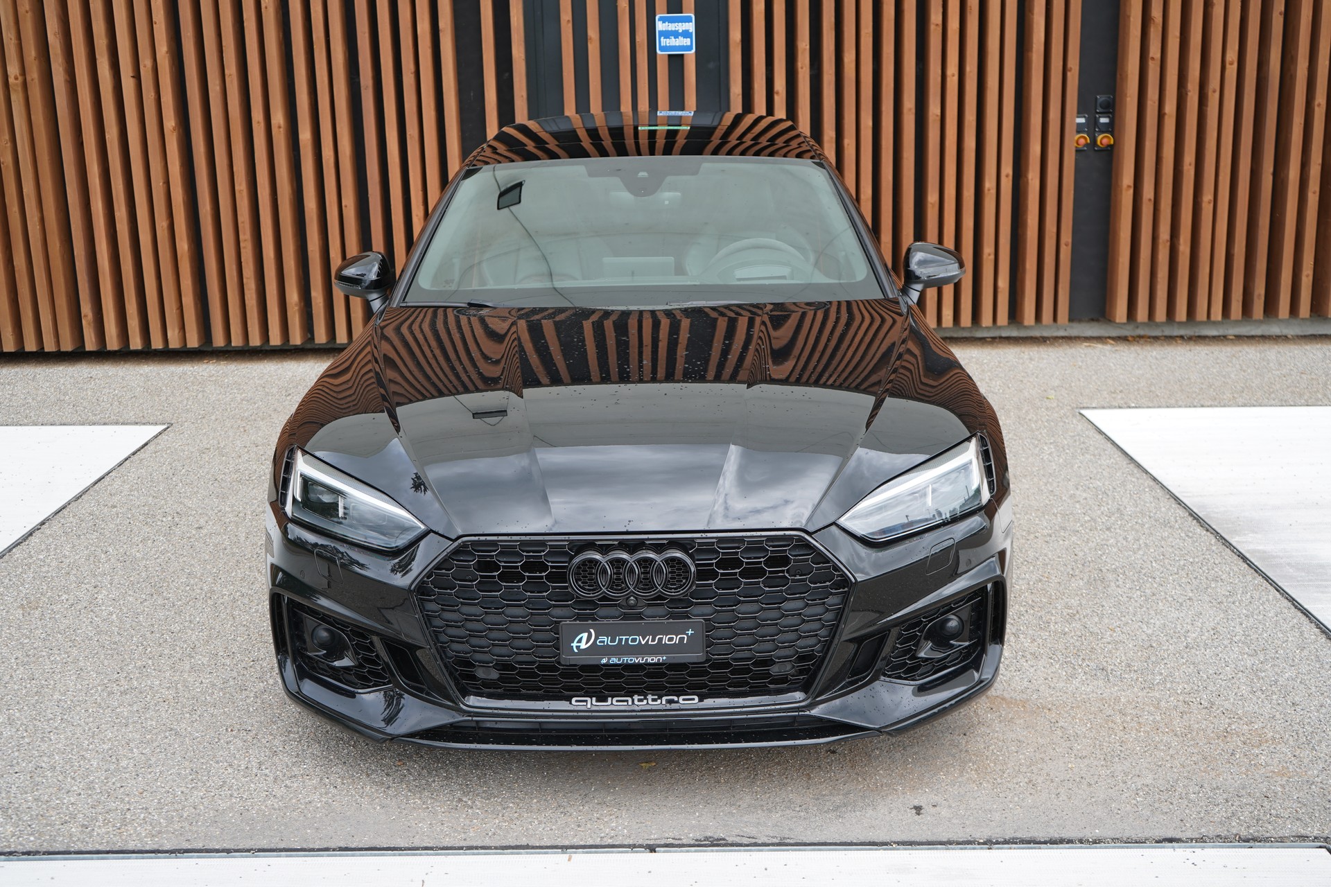 AUDI RS5 SPORTBACK 2.9 TFSI QUATTRO TIPTRONIC BLACK l 450 PS-image-12