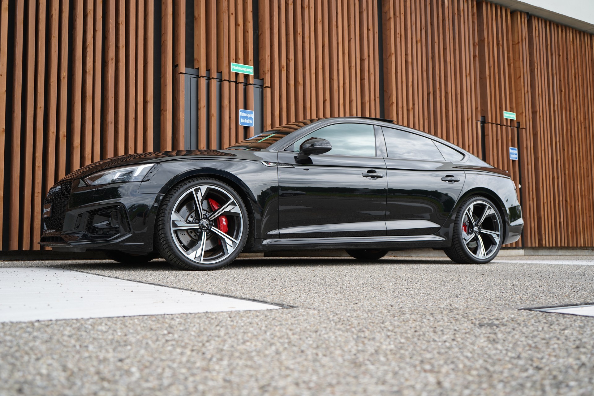 AUDI RS5 SPORTBACK 2.9 TFSI QUATTRO TIPTRONIC BLACK l 450 PS-image-11