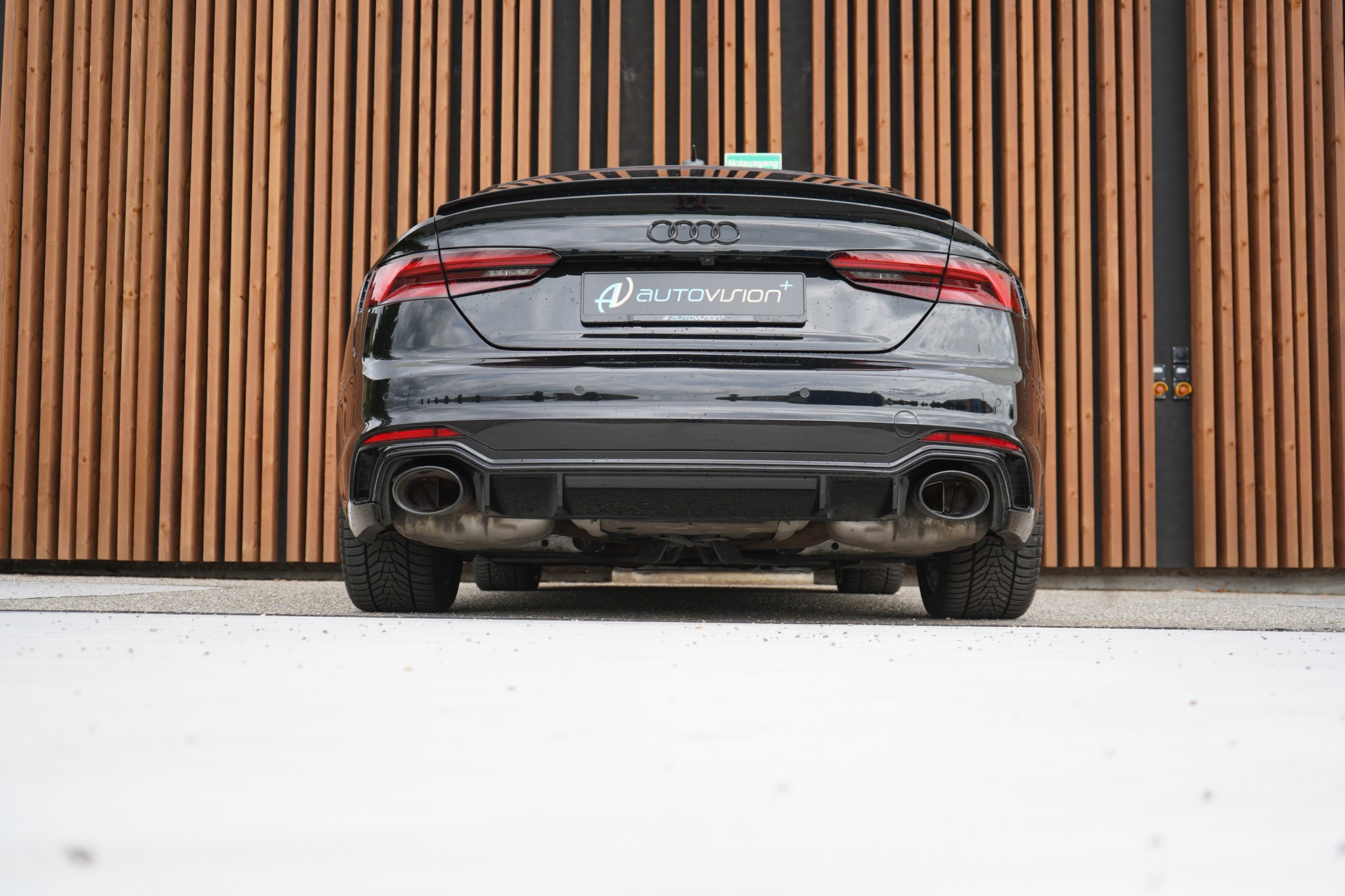 AUDI RS5 SPORTBACK 2.9 TFSI QUATTRO TIPTRONIC BLACK l 450 PS-image-15