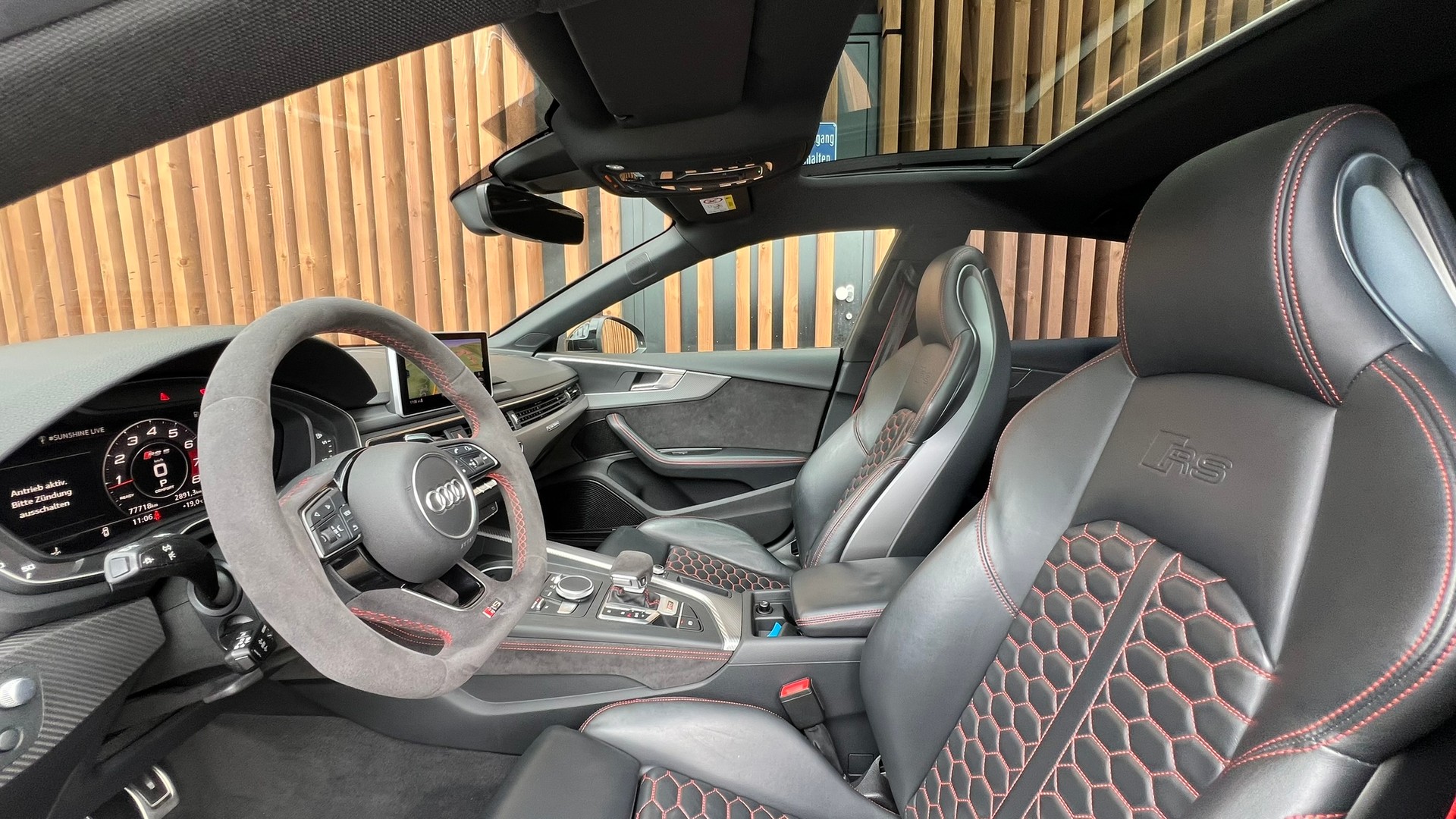 AUDI RS5 SPORTBACK 2.9 TFSI QUATTRO TIPTRONIC BLACK l 450 PS-image-23