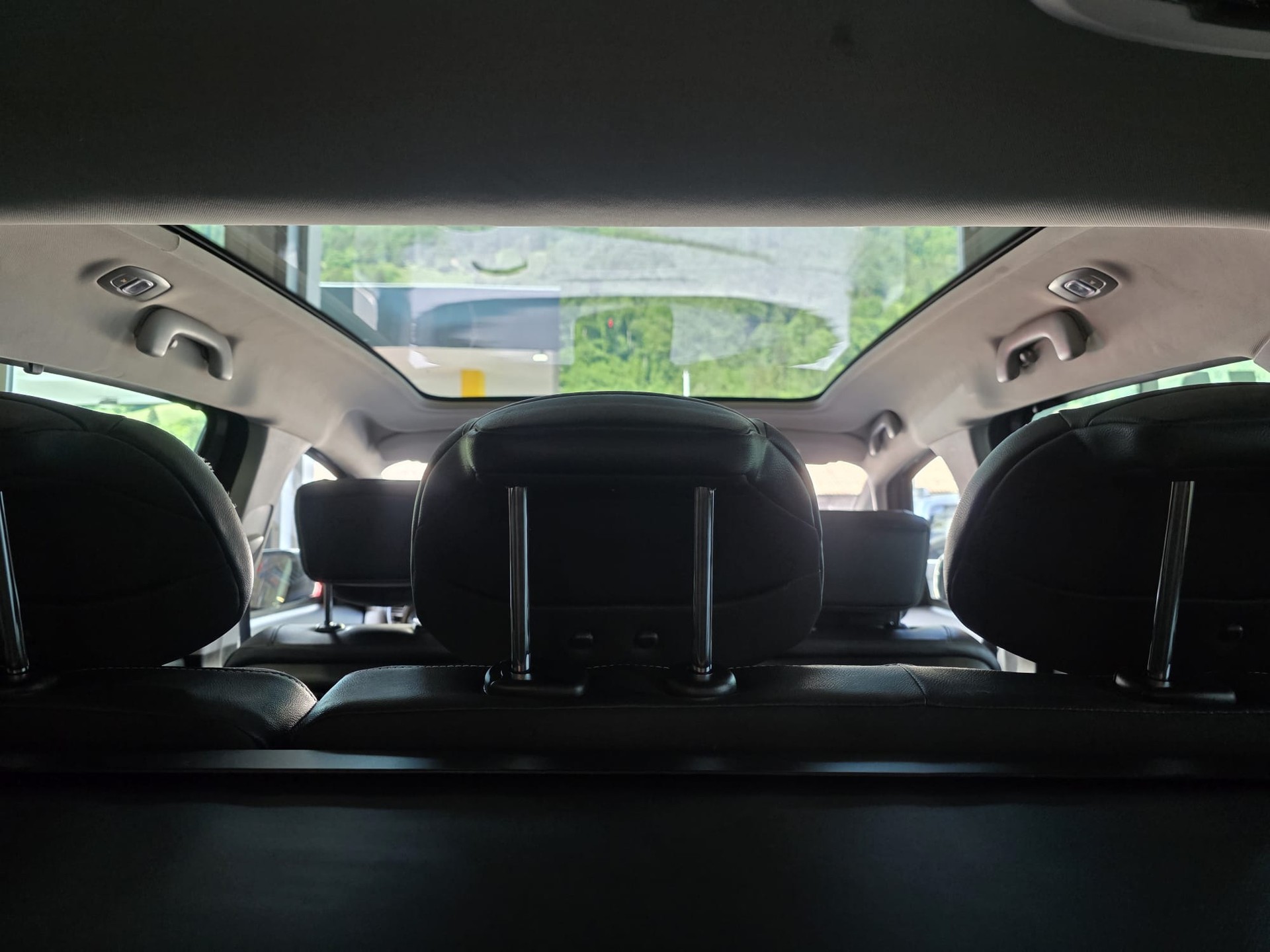 RENAULT Grand Scénic 1.5 dCi Initiale Paris EDC-image-4