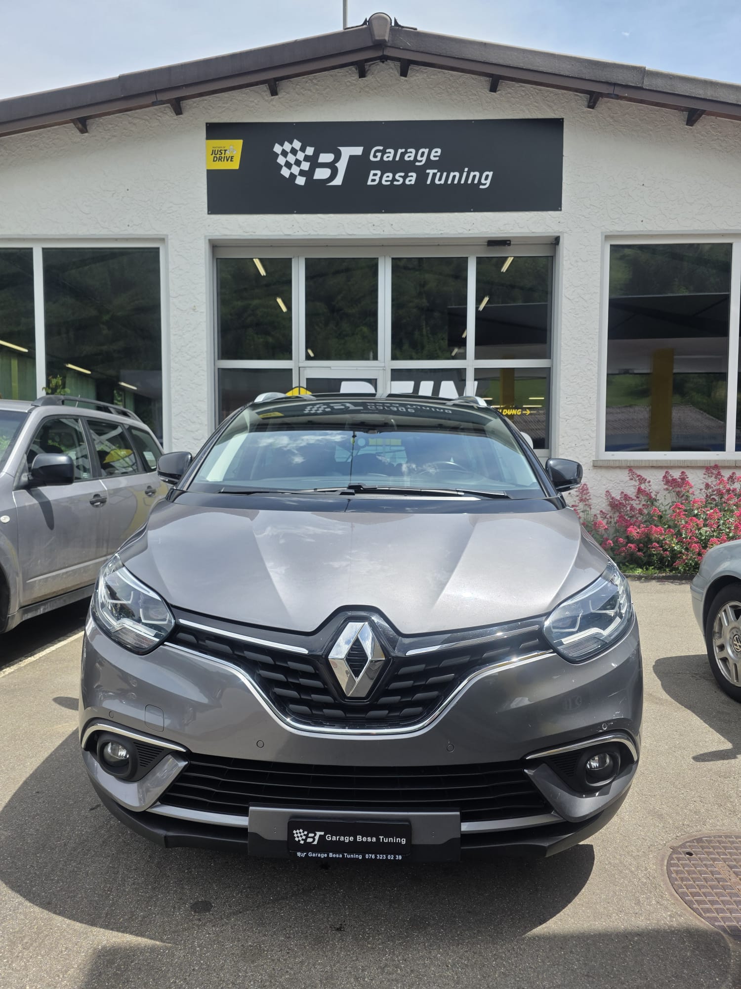 RENAULT Grand Scénic 1.5 dCi Initiale Paris EDC-image-2