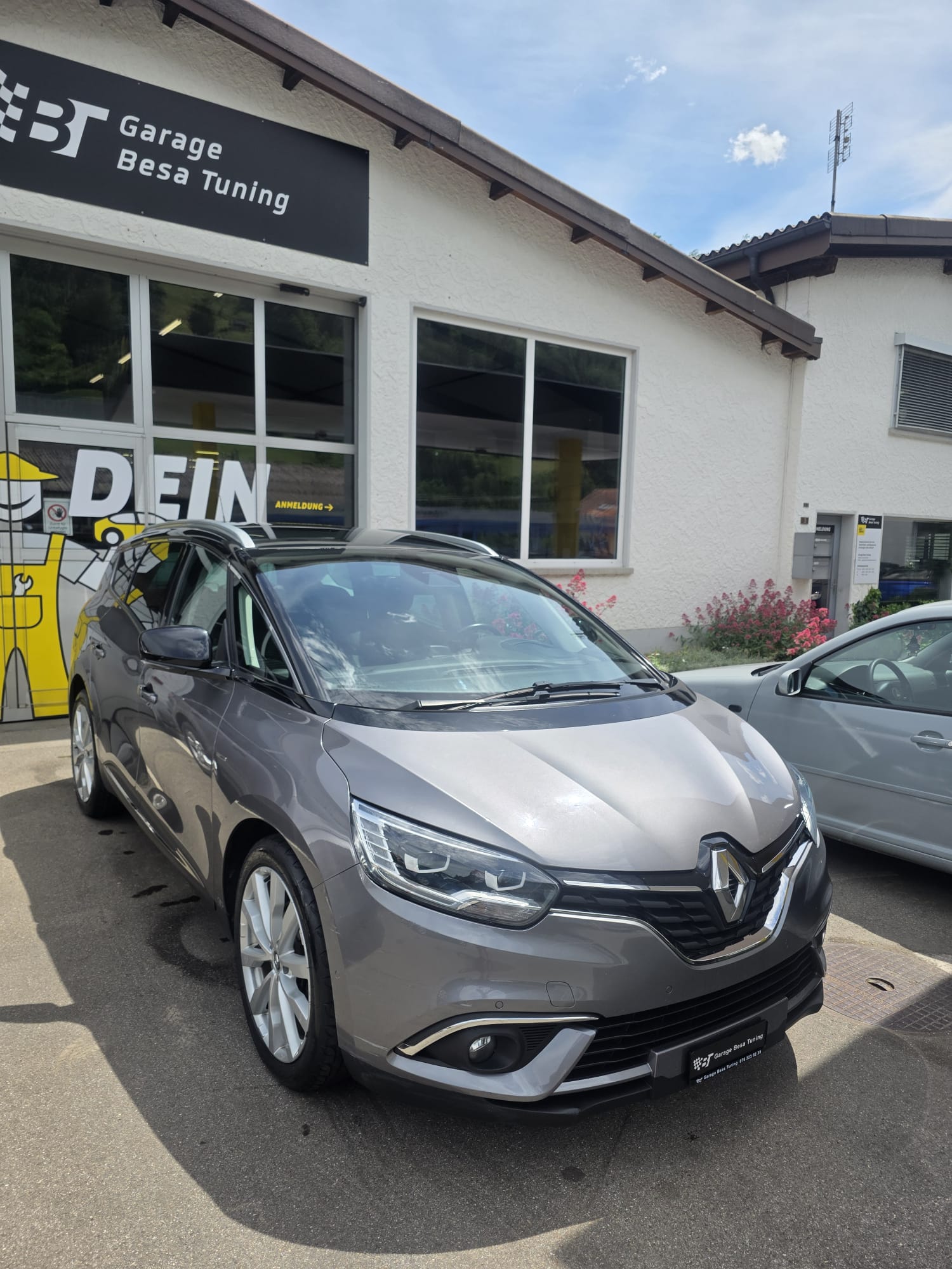 RENAULT Grand Scénic 1.5 dCi Initiale Paris EDC-image-0