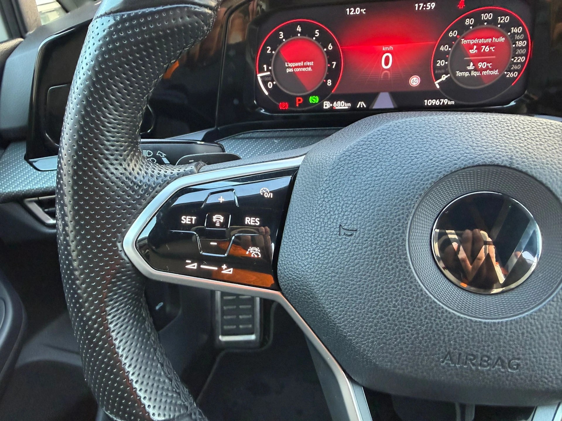 VW Golf 1.5 eTSI mHEV ACT R-Line DSG-image-18