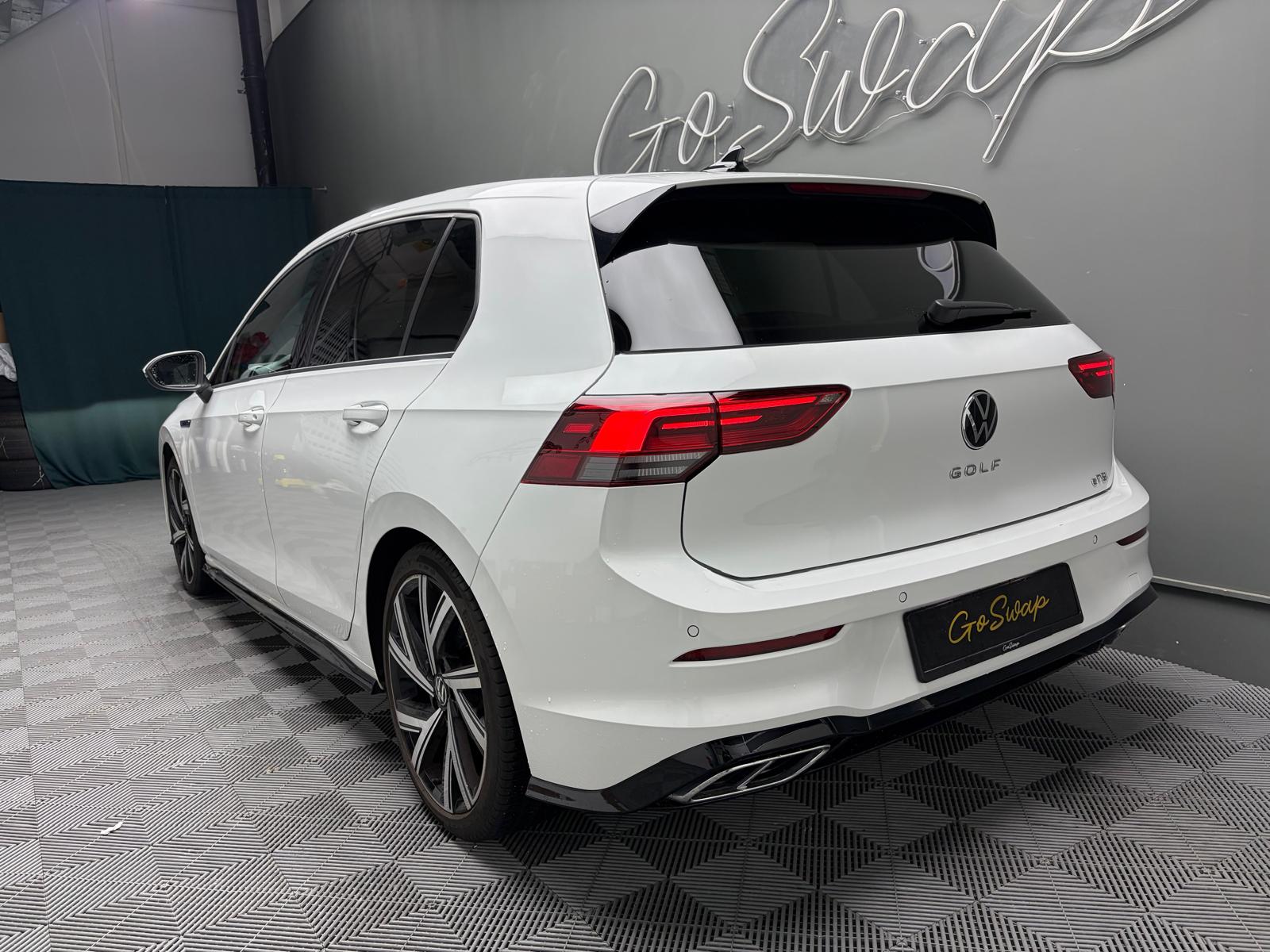 VW Golf 1.5 eTSI mHEV ACT R-Line DSG-image-9