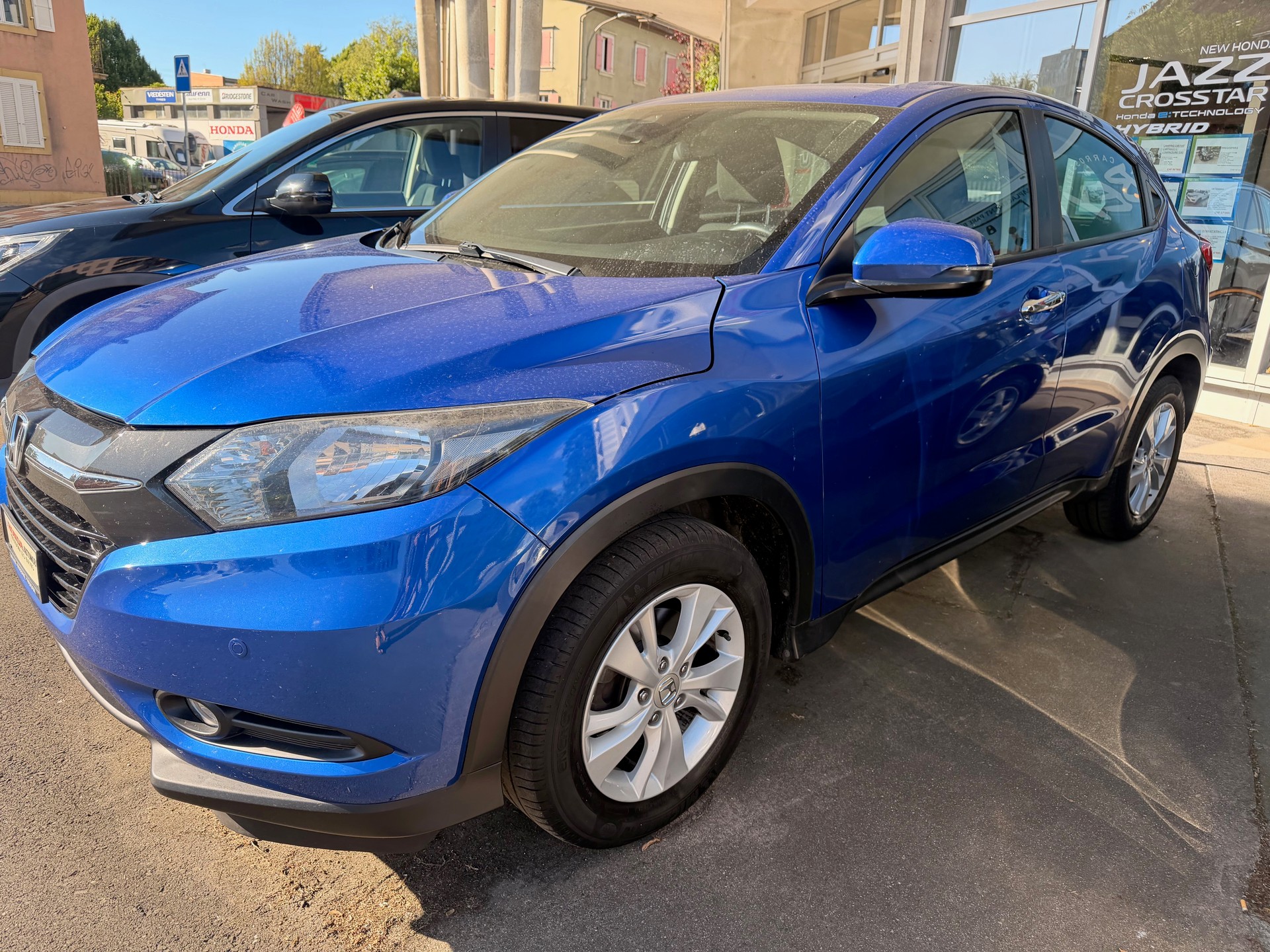 HONDA HR-V 1.5i-VTEC Elegance-image-0