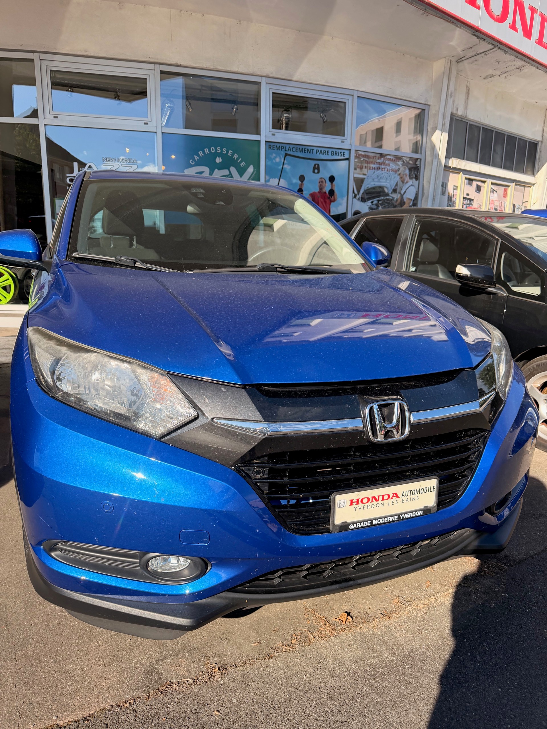 HONDA HR-V 1.5i-VTEC Elegance-image-4