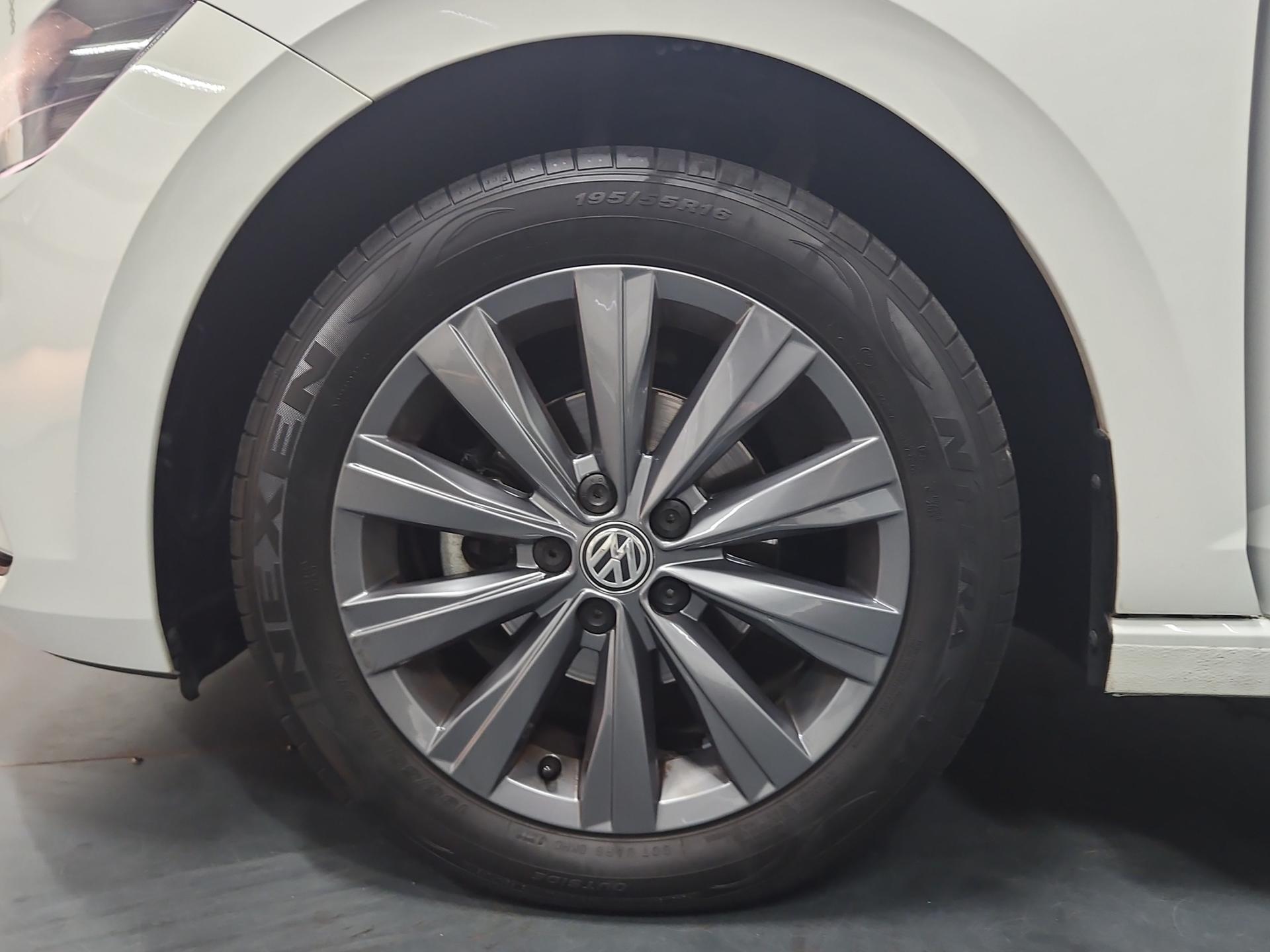 VW Polo 1.0 TSI BMT Comfortline DSG-image-16