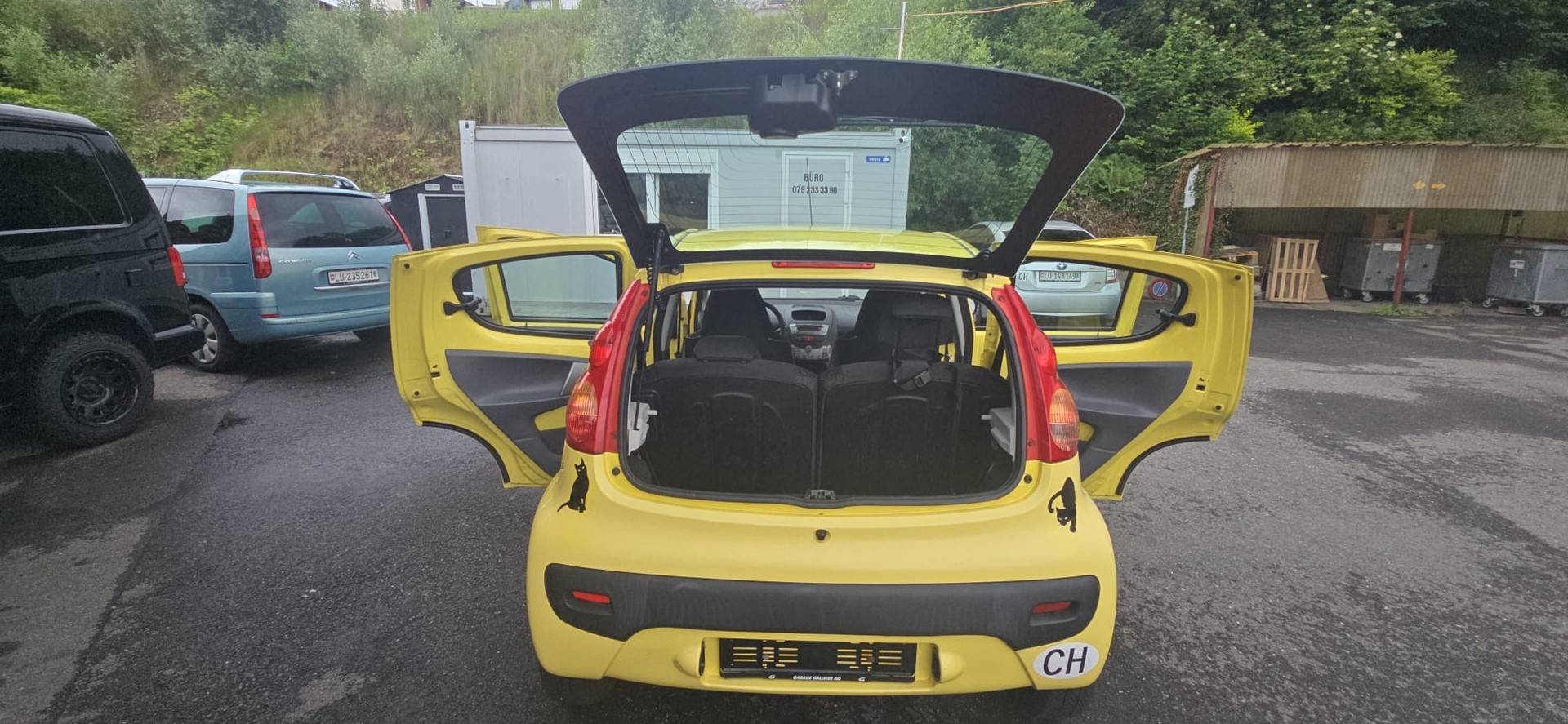 PEUGEOT 107 1.0 Trendy-image-11
