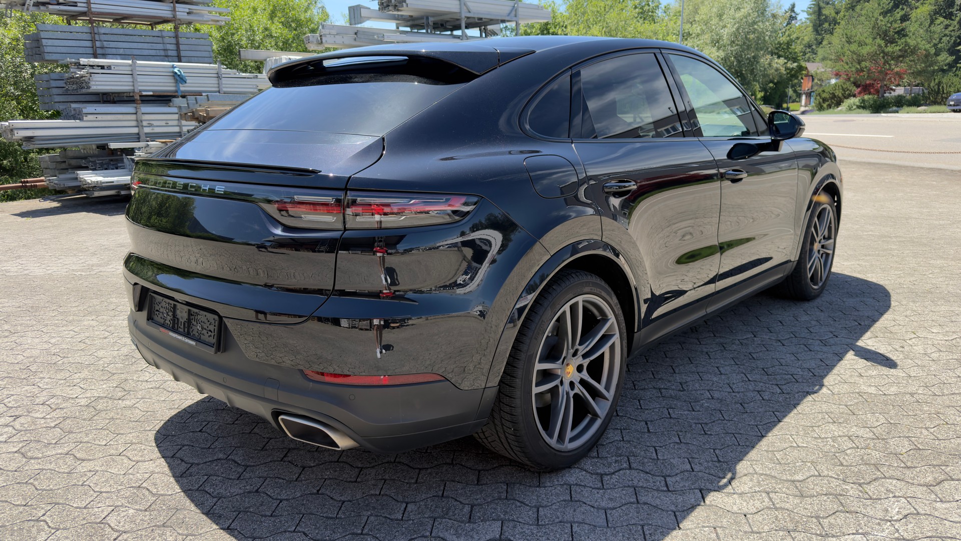 PORSCHE Cayenne Coupé-image-4