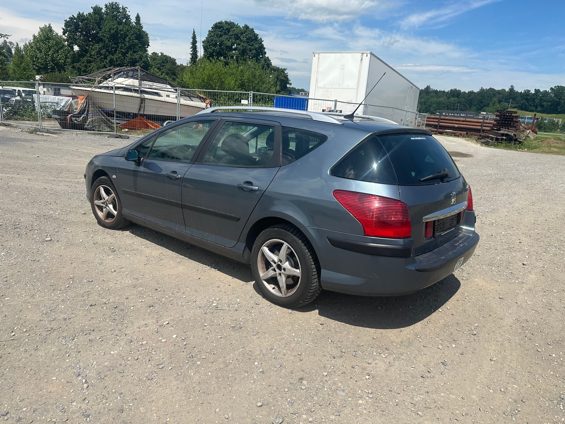 PEUGEOT 407 SW 2.0 HDI Confort Automatic-image-7