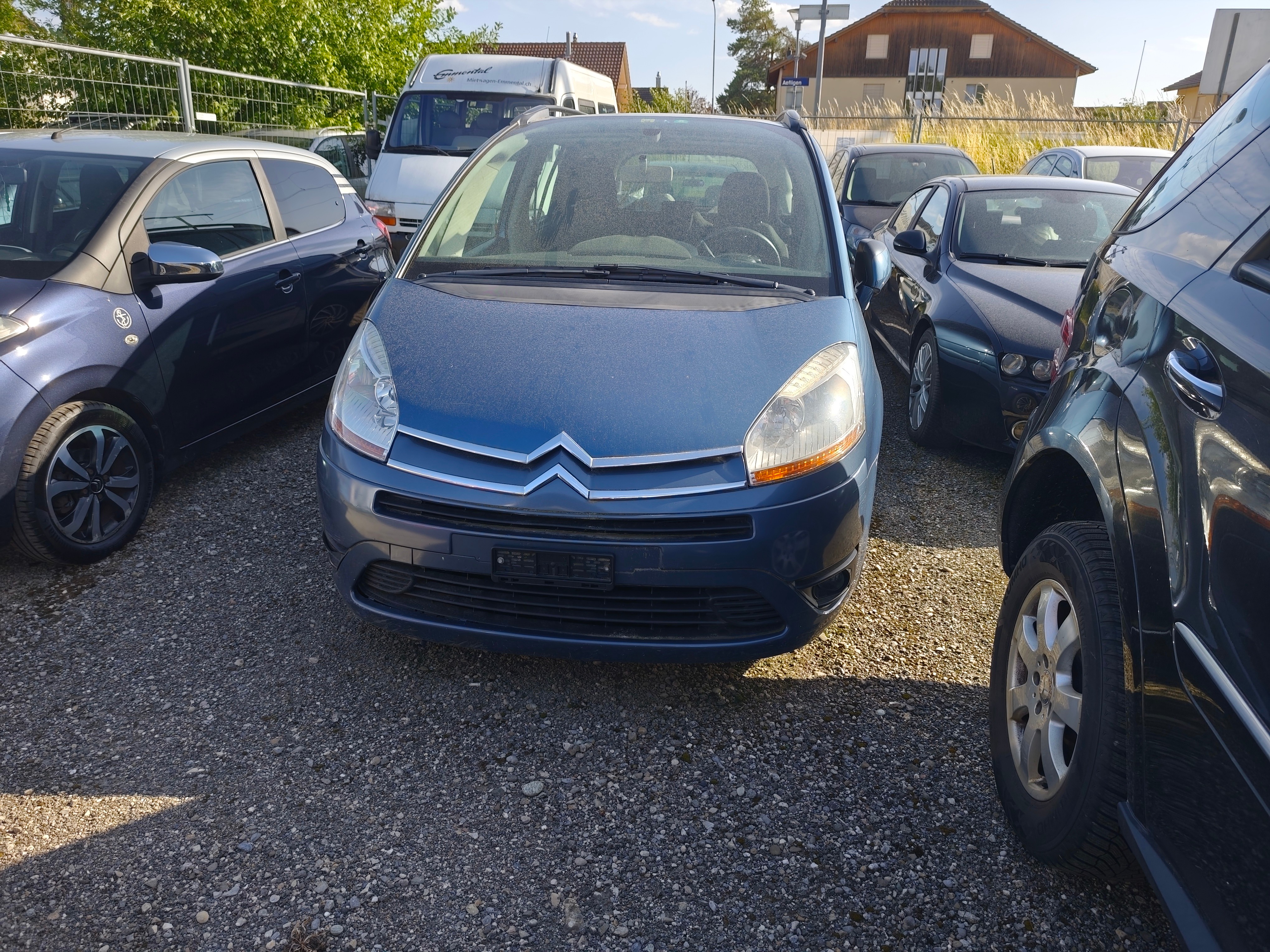 Car photo