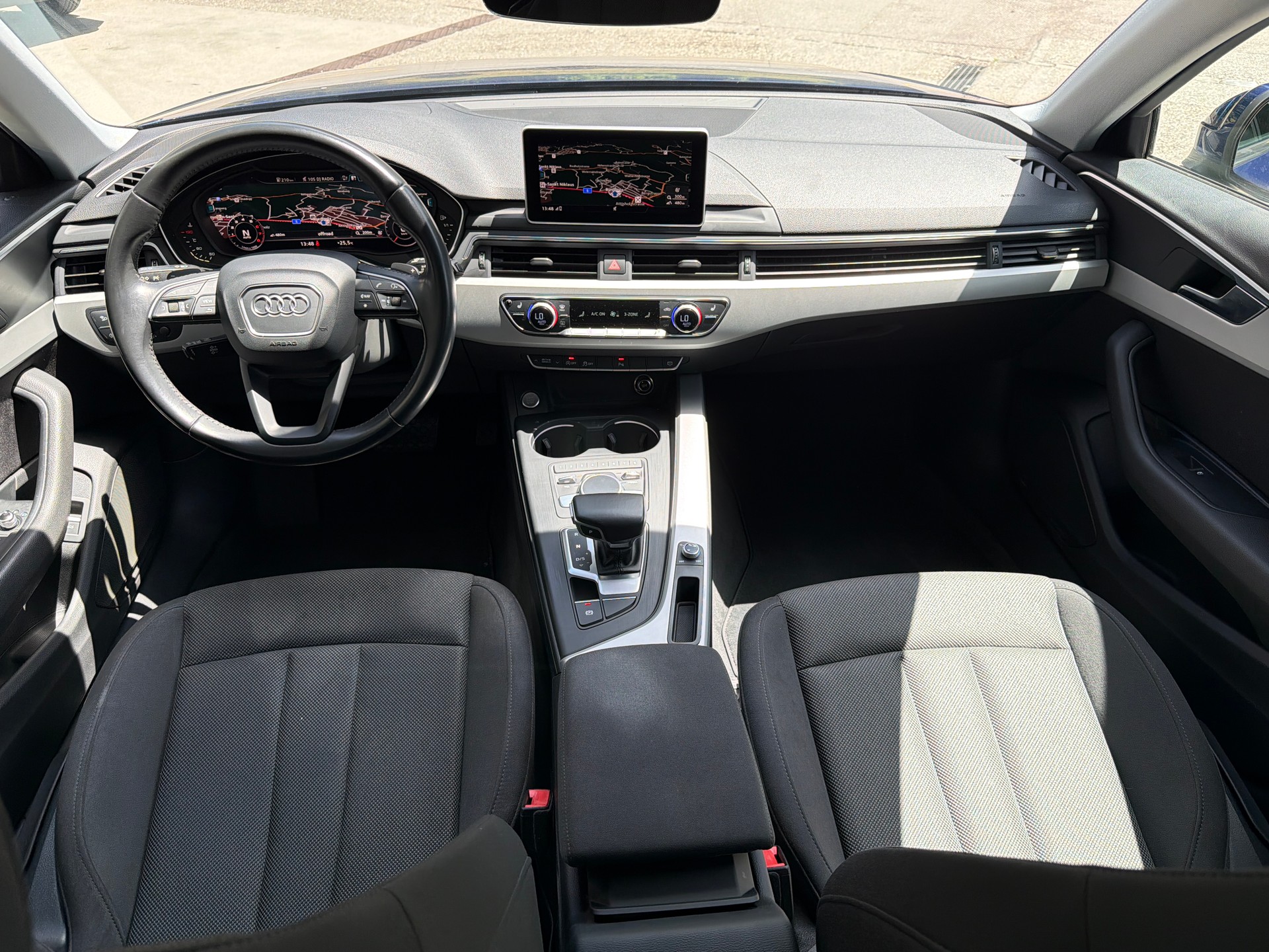 AUDI A4 Avant 2.0 TFSI S-tronic-image-6