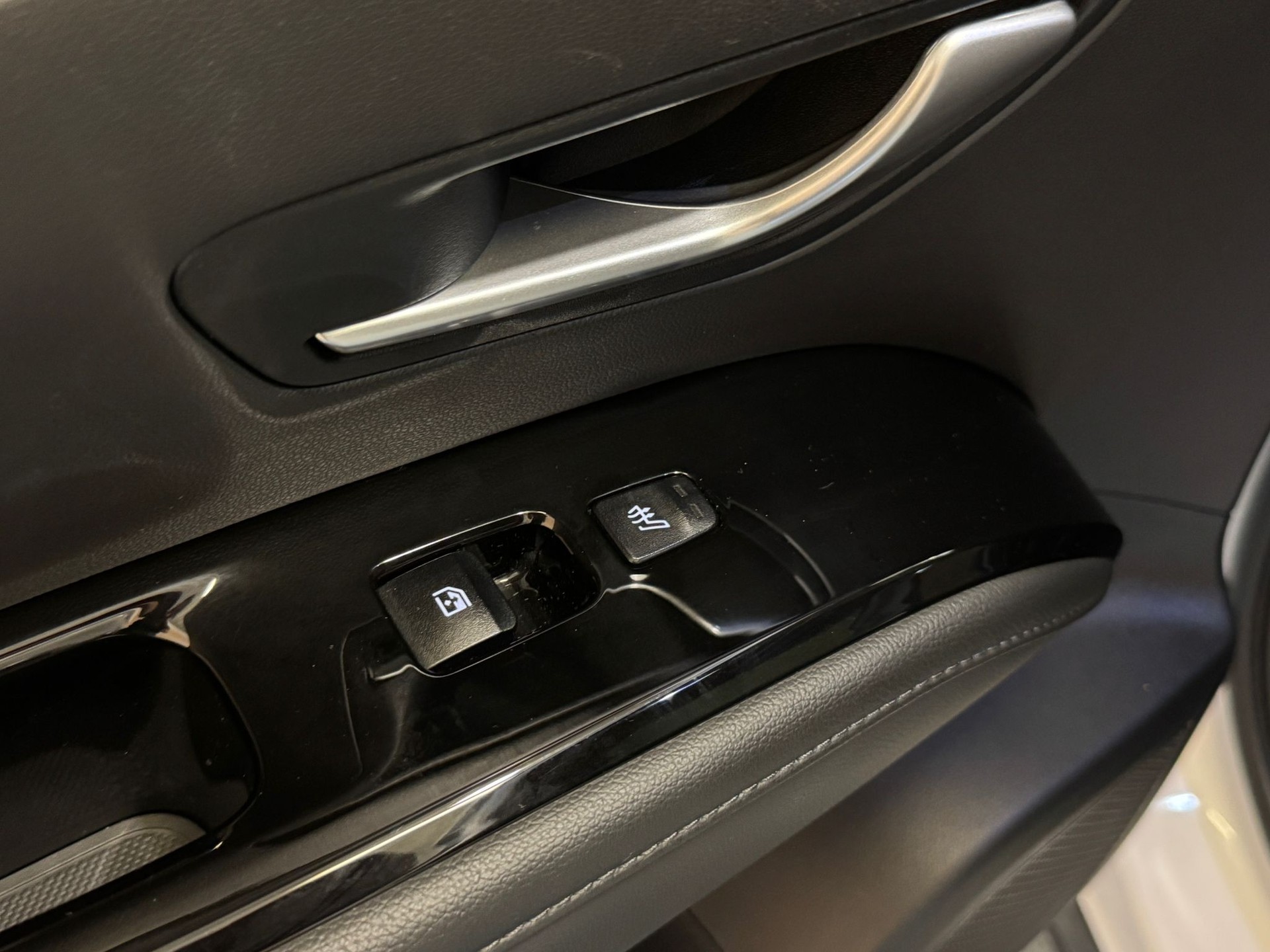 HYUNDAI Tucson 1.6 TGDI PHEV Amplia 4WD-image-25