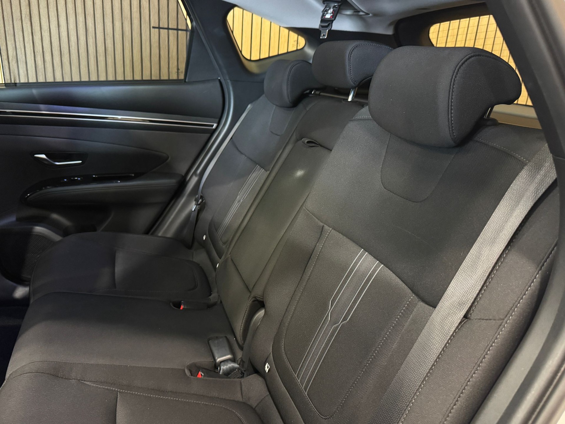 HYUNDAI Tucson 1.6 TGDI PHEV Amplia 4WD-image-24
