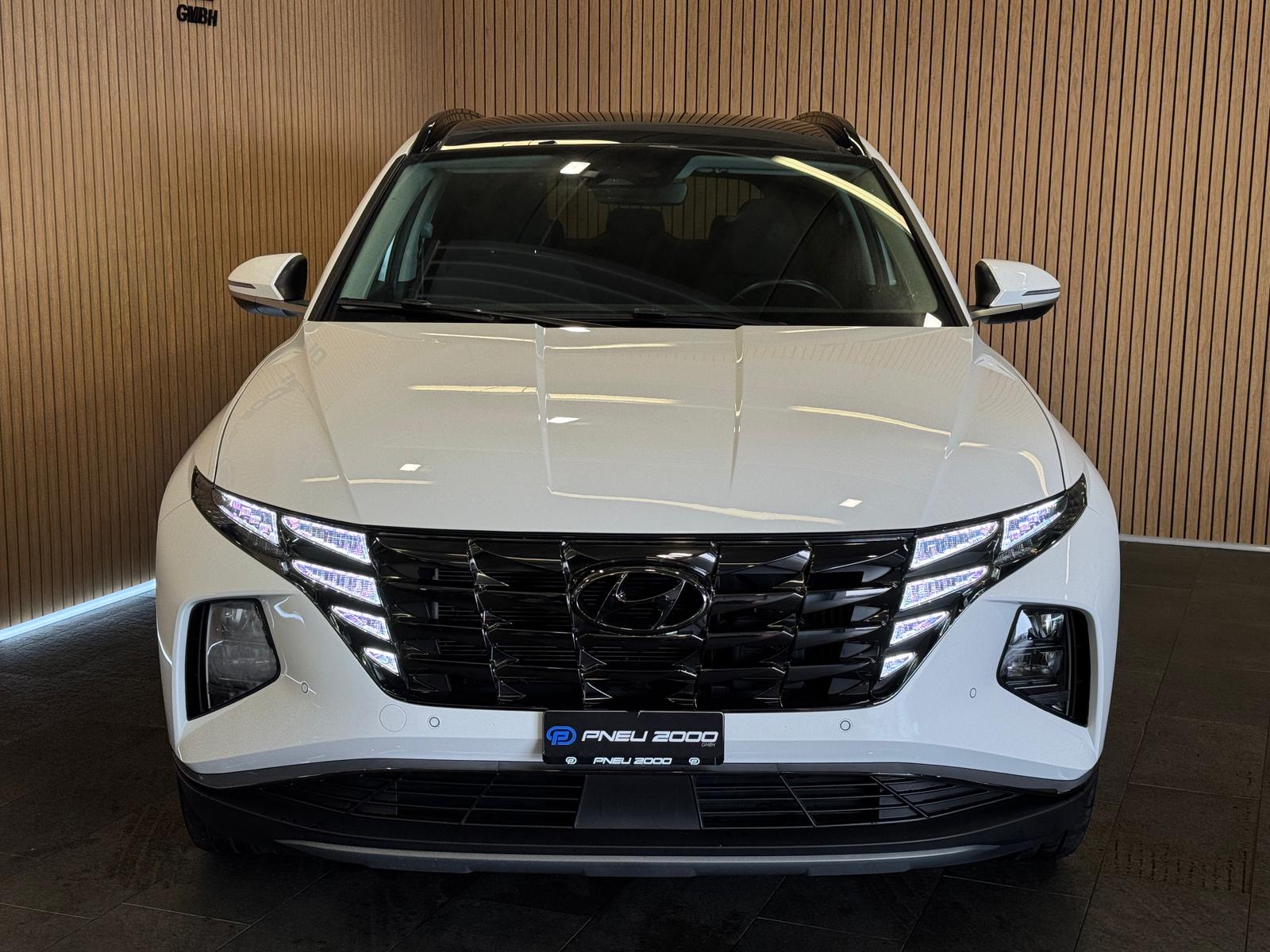 HYUNDAI Tucson 1.6 TGDI PHEV Amplia 4WD-image-1