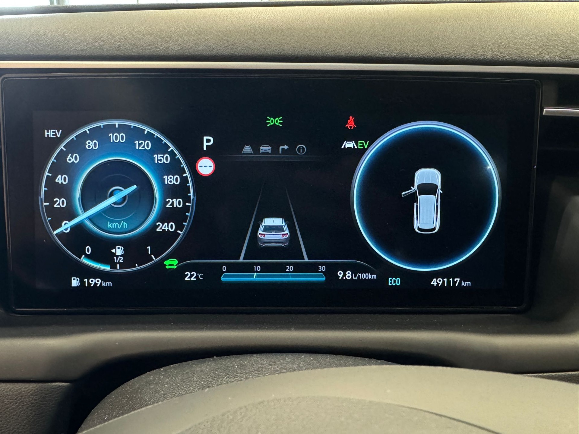 HYUNDAI Tucson 1.6 TGDI PHEV Amplia 4WD-image-13
