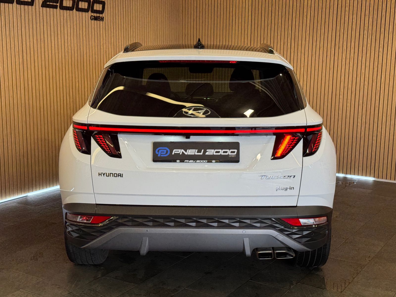 HYUNDAI Tucson 1.6 TGDI PHEV Amplia 4WD-image-6