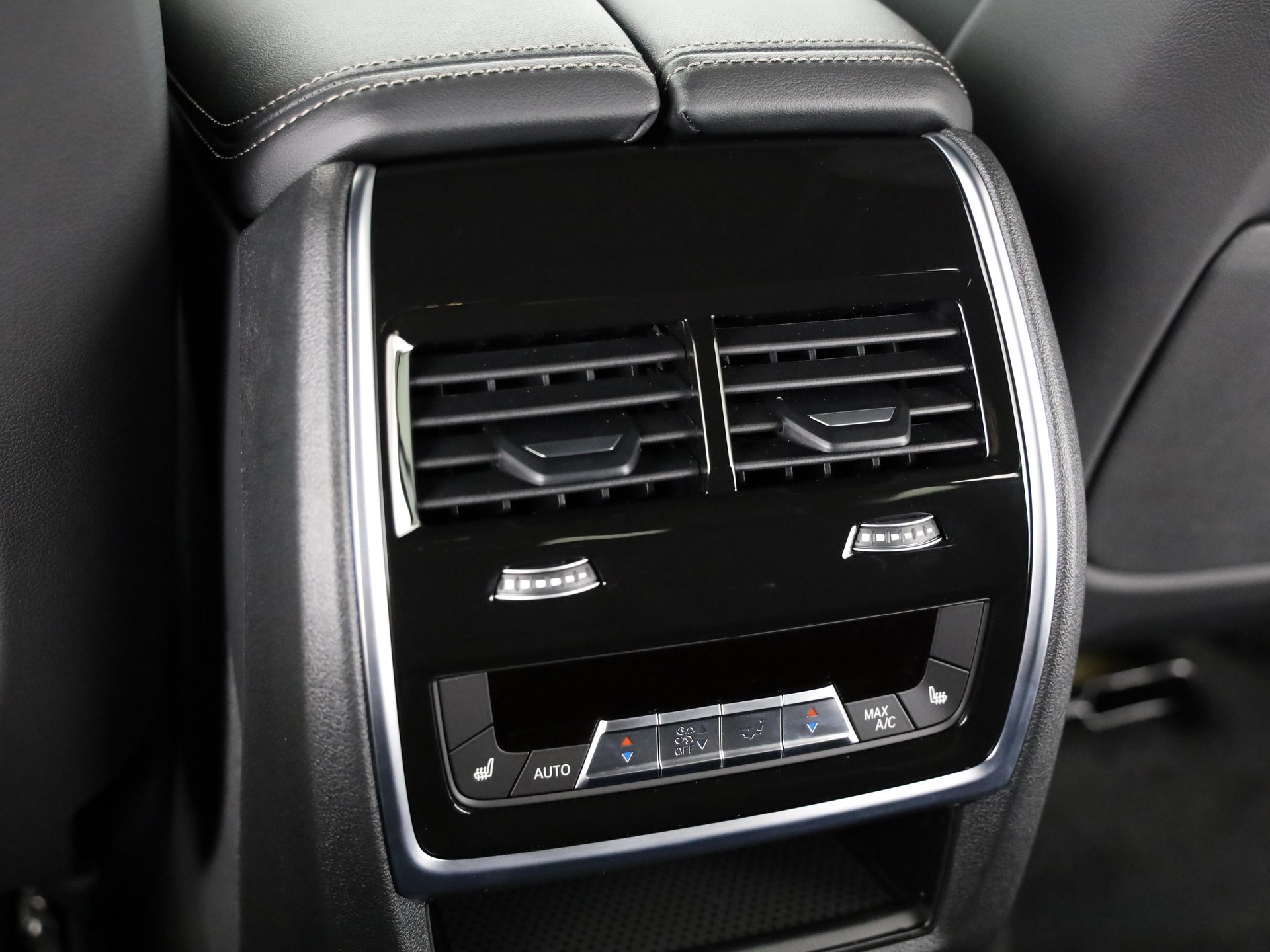 BMW X6 30d xDrive-image-14