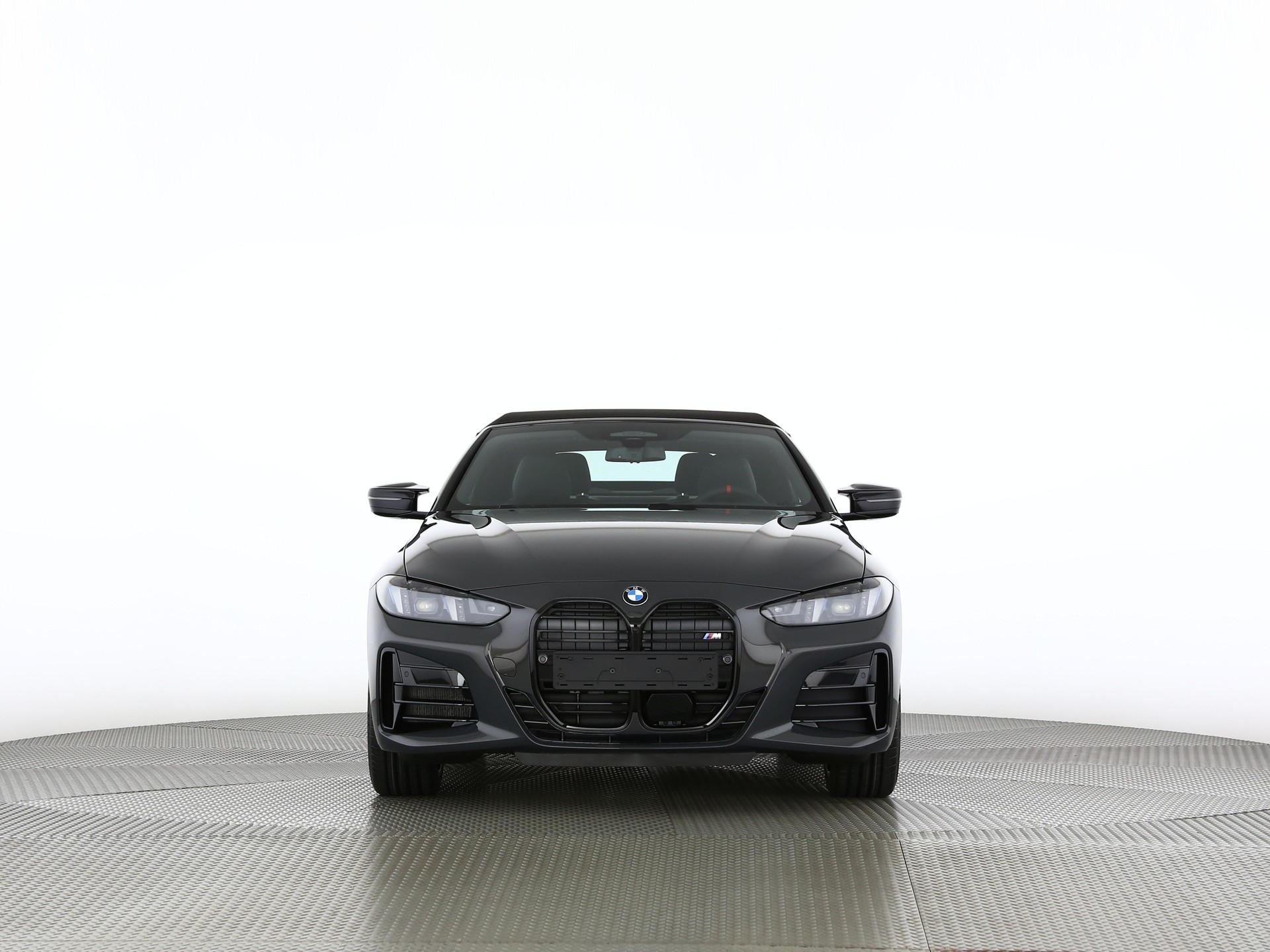 BMW M440i xDrive Cabrio-image-4