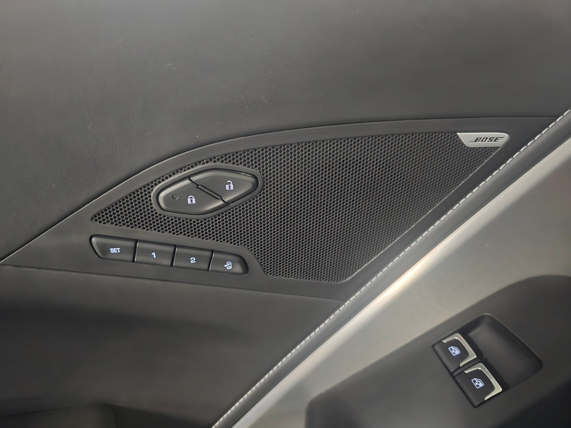 CHEVROLET Corvette Coupé Z06 3LZ Automatic-image-16
