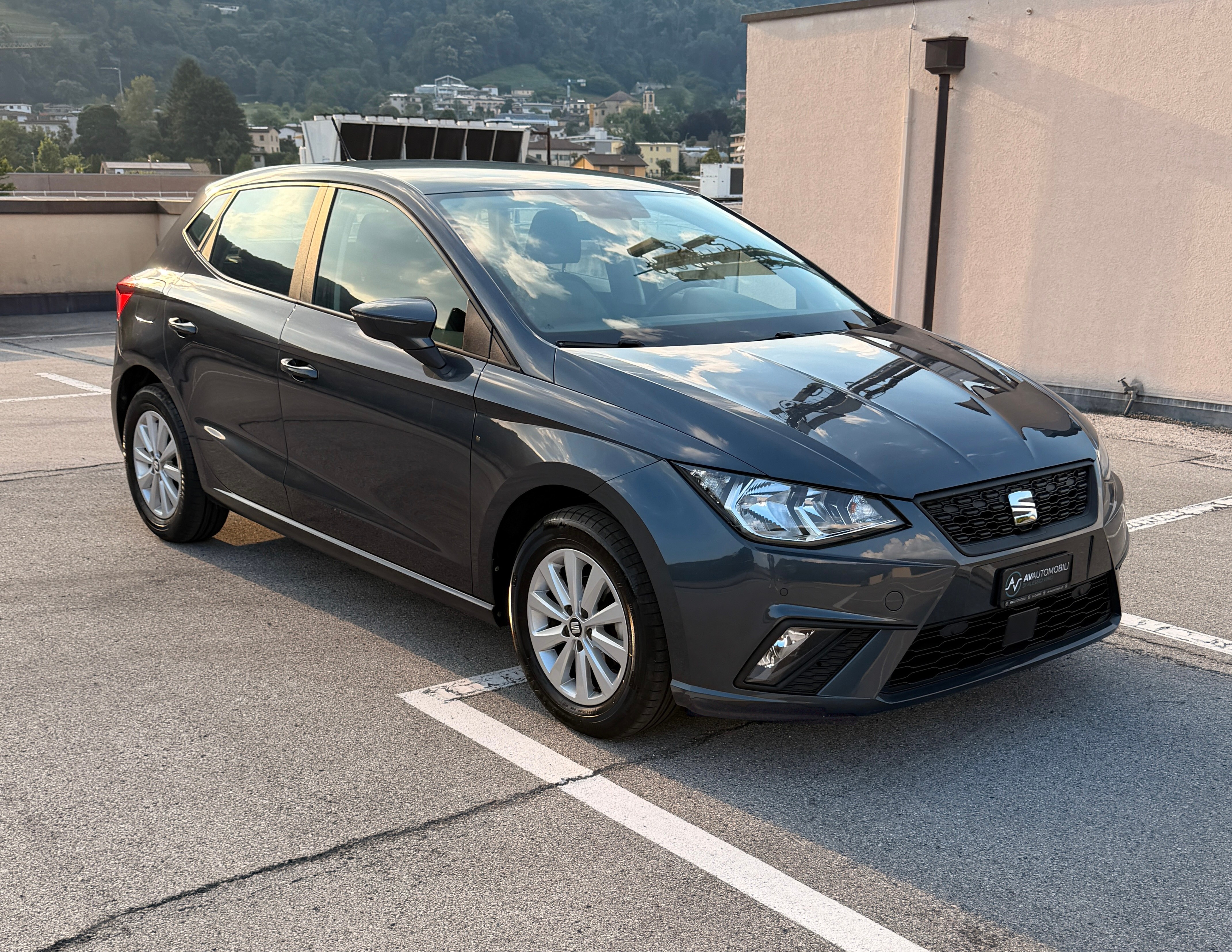 Car photo