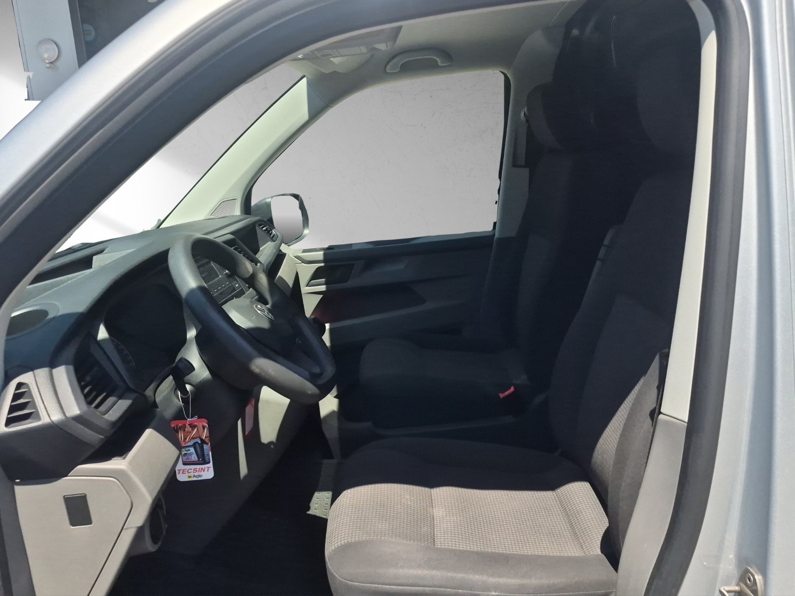 VW T6.1 2.0 TDI-image-8