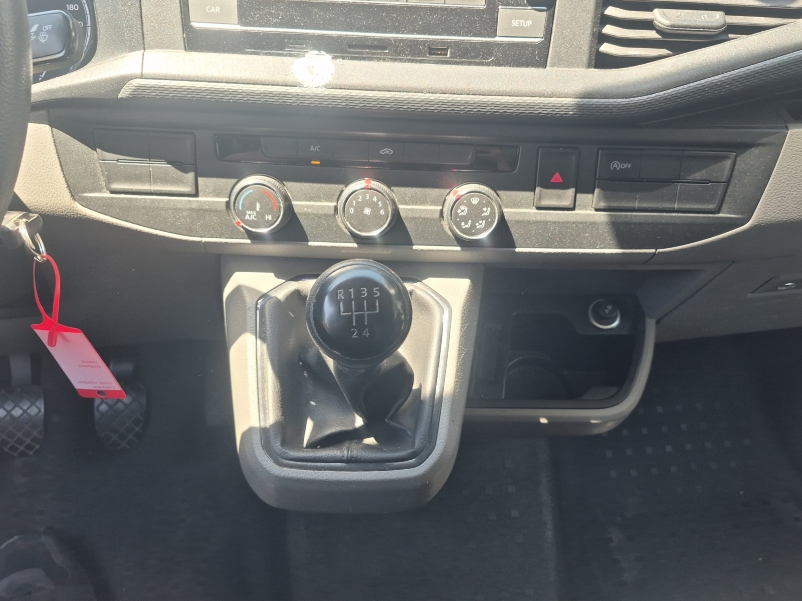 VW T6.1 2.0 TDI-image-9