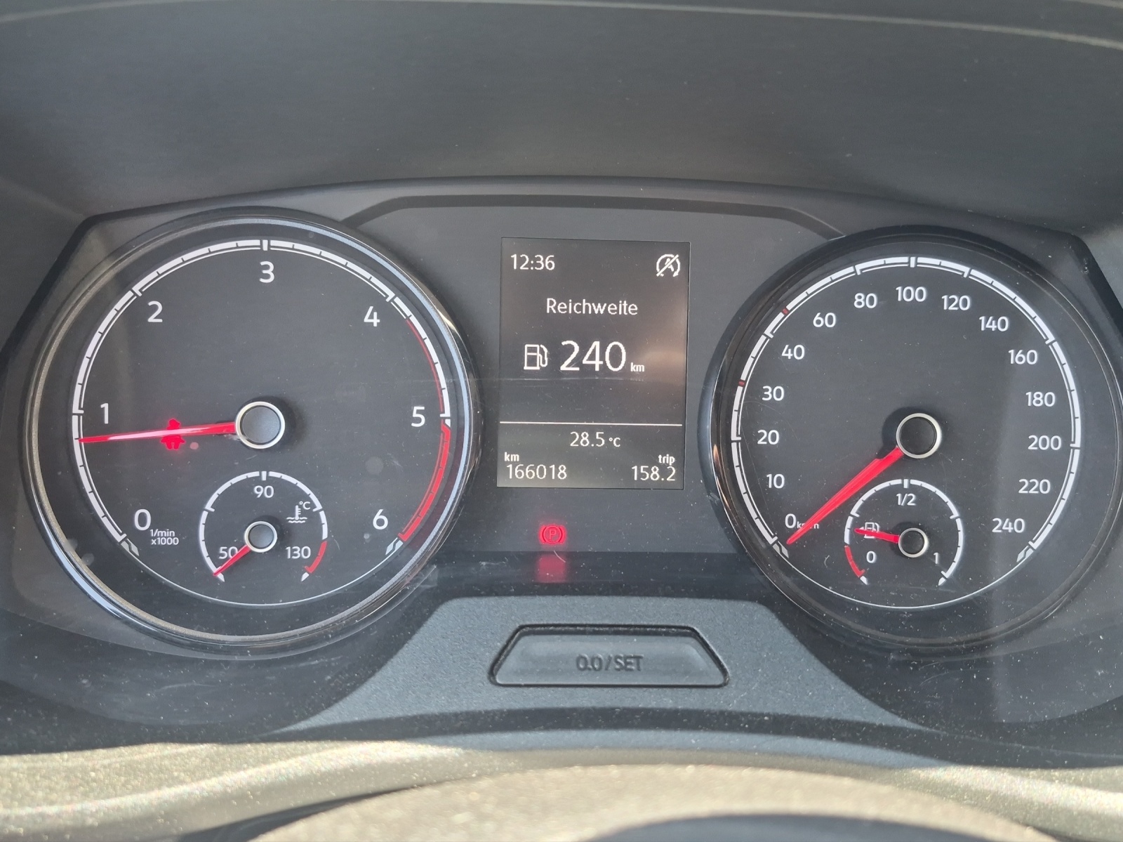 VW T6.1 2.0 TDI-image-12