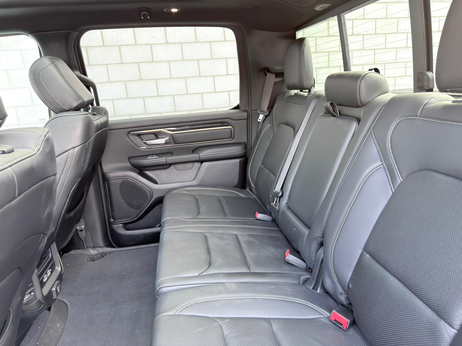 DODGE RAM LARAMIE 5.7 HEMI 4x4-image-11